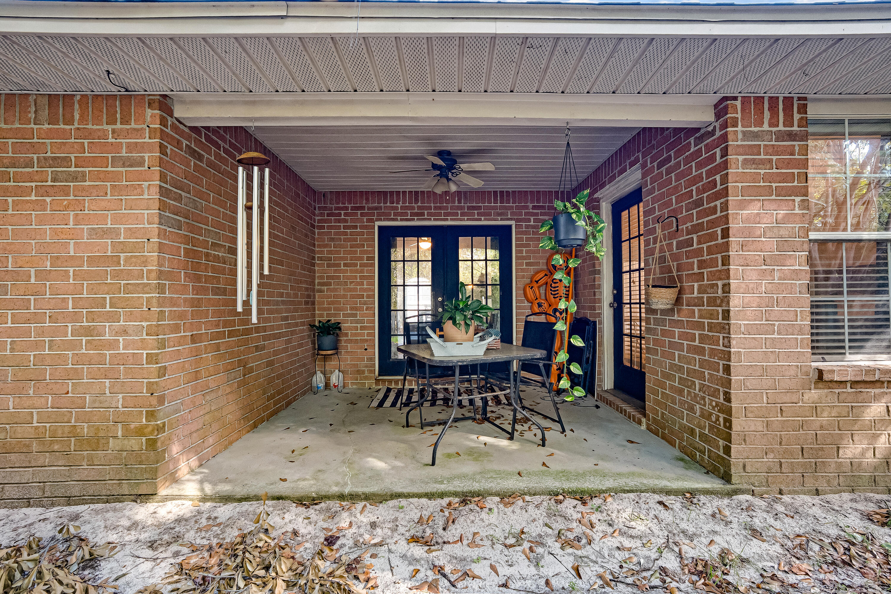 IVALEA GARDENS - Residential