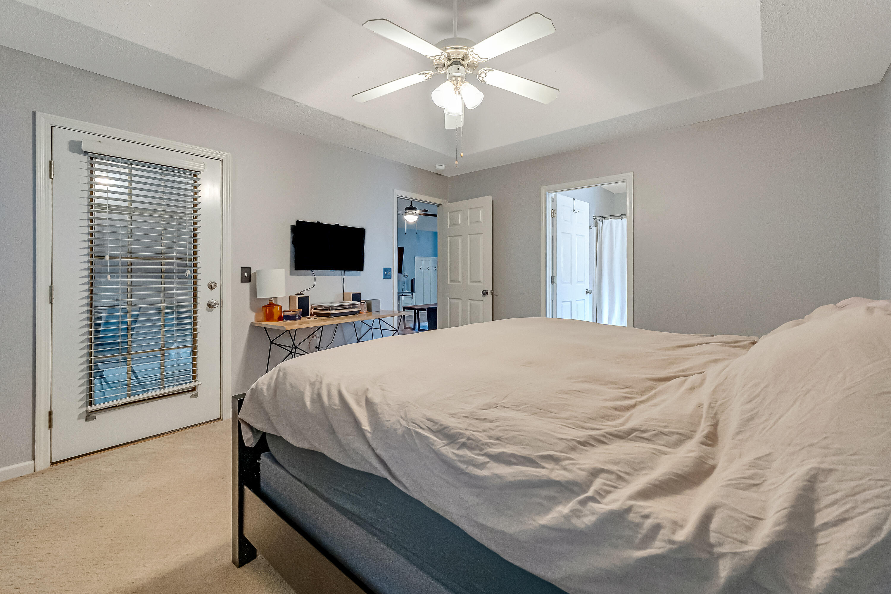 IVALEA GARDENS - Residential