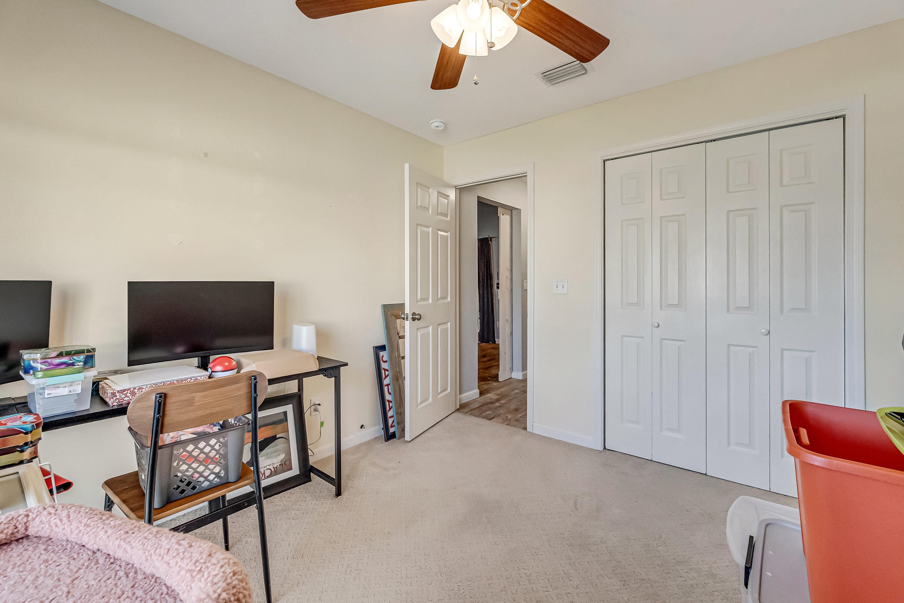 IVALEA GARDENS - Residential