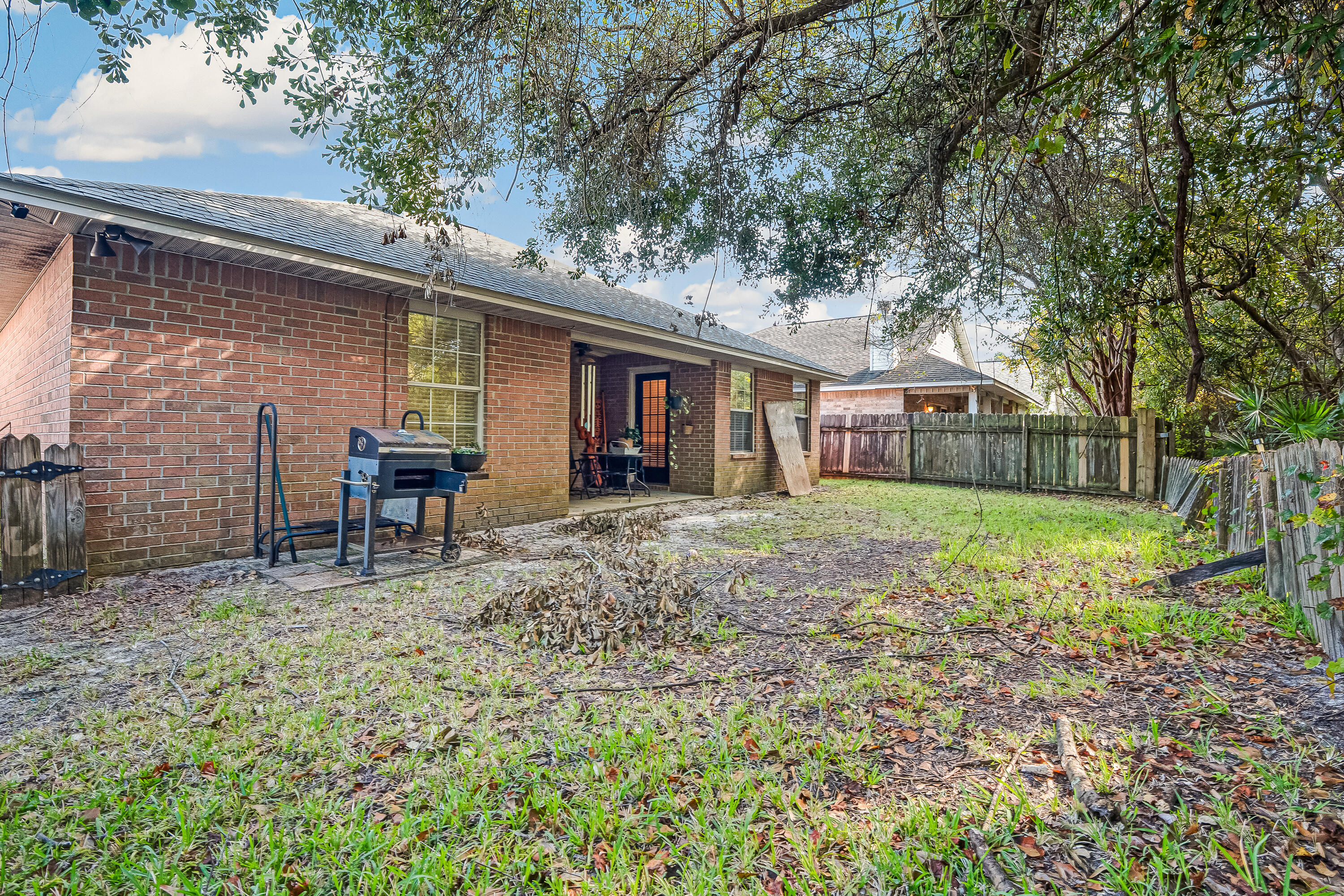 IVALEA GARDENS - Residential