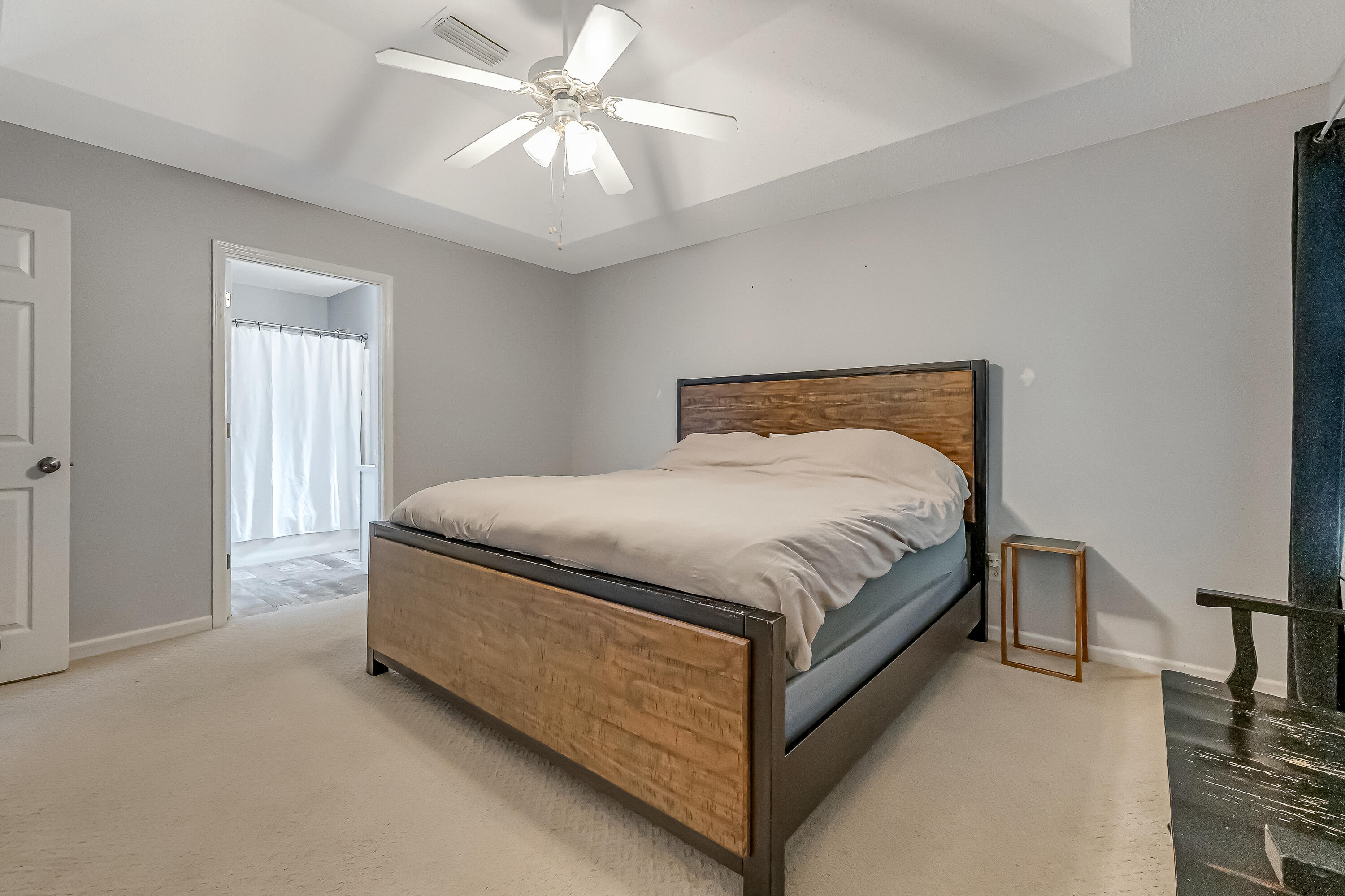 IVALEA GARDENS - Residential