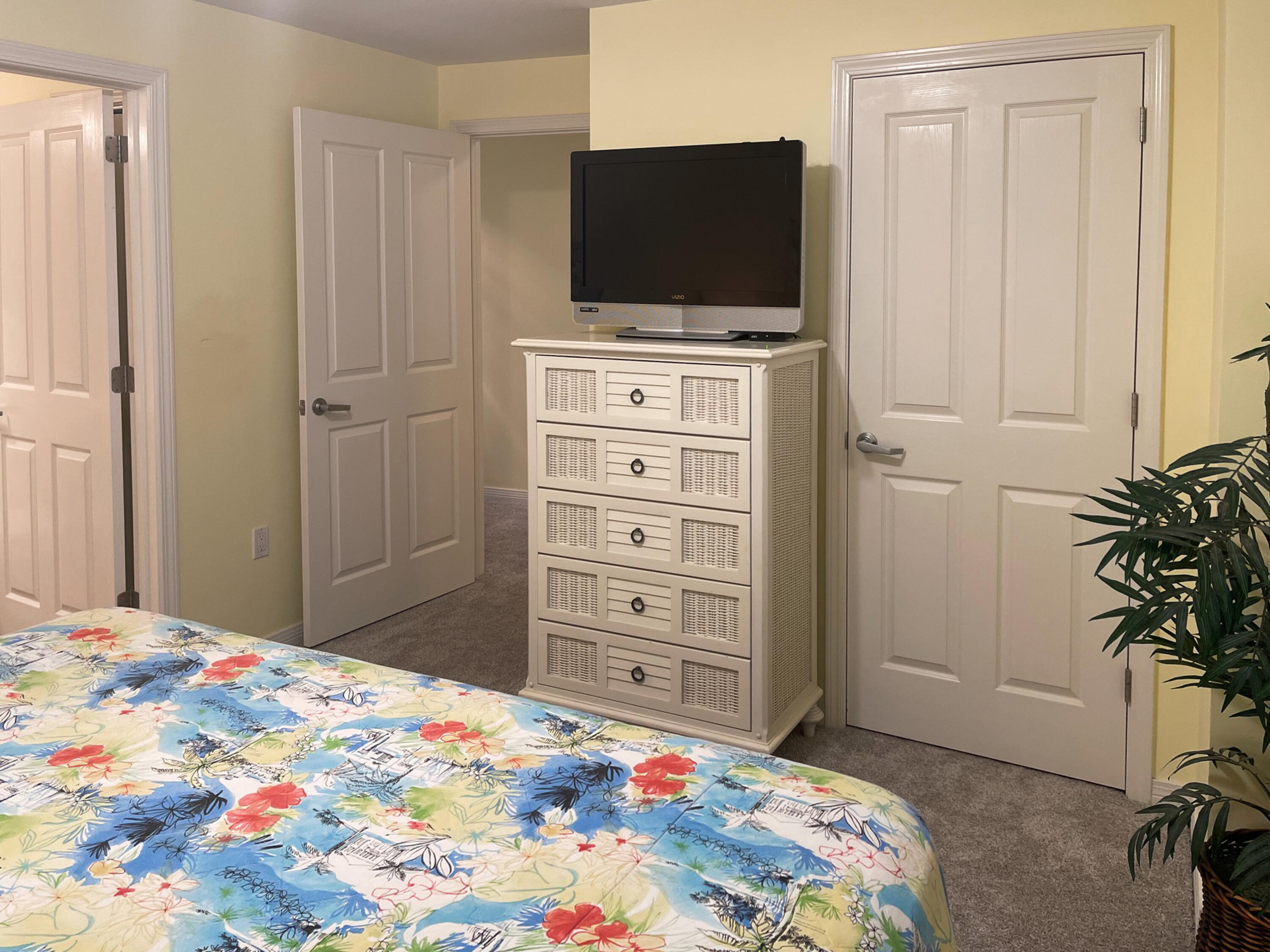 DESTIN WEST BEACH & BAY RESORT-GULFSIDE - Residential