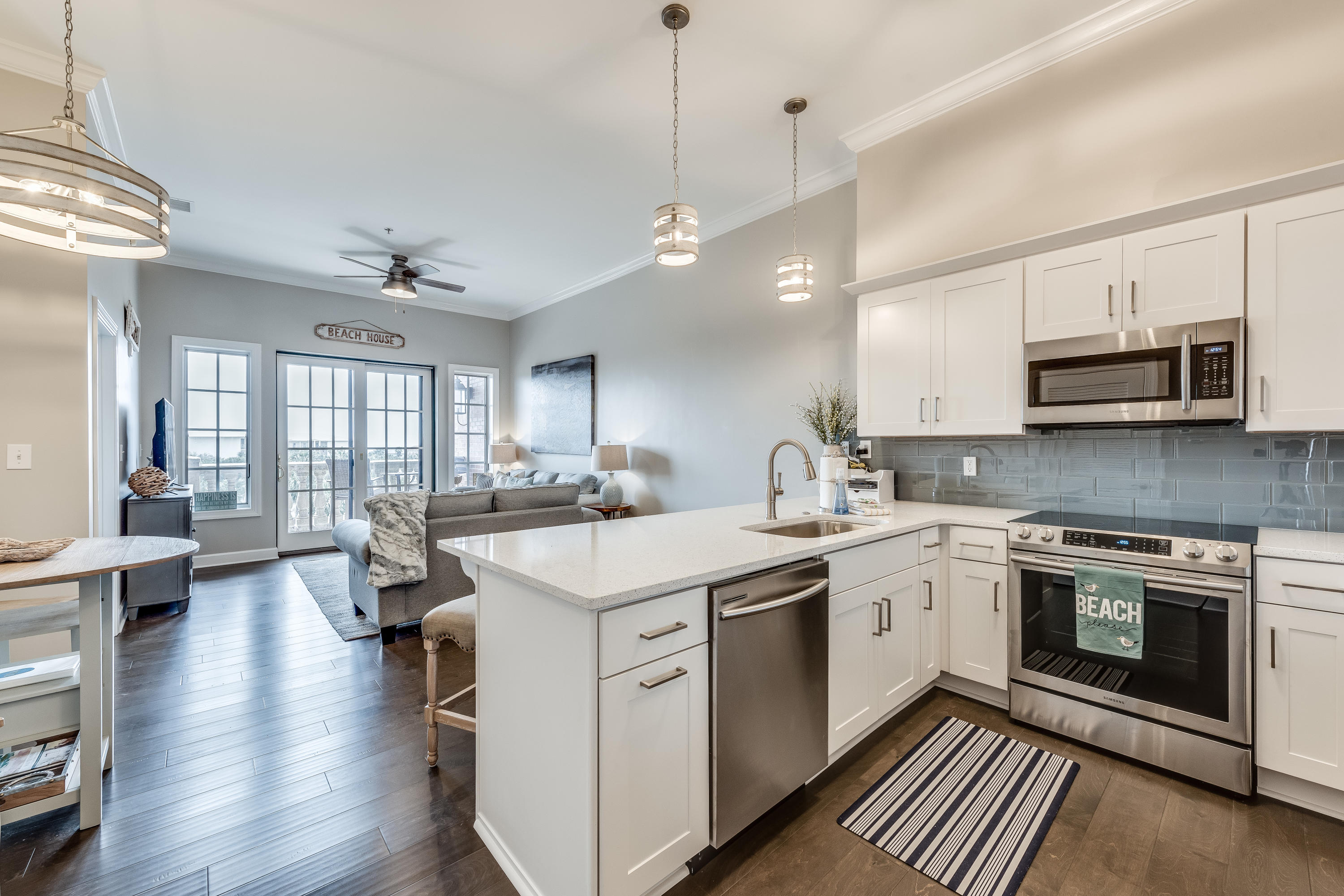 VILLAGE OF SOUTH WALTON BEACH - Residential