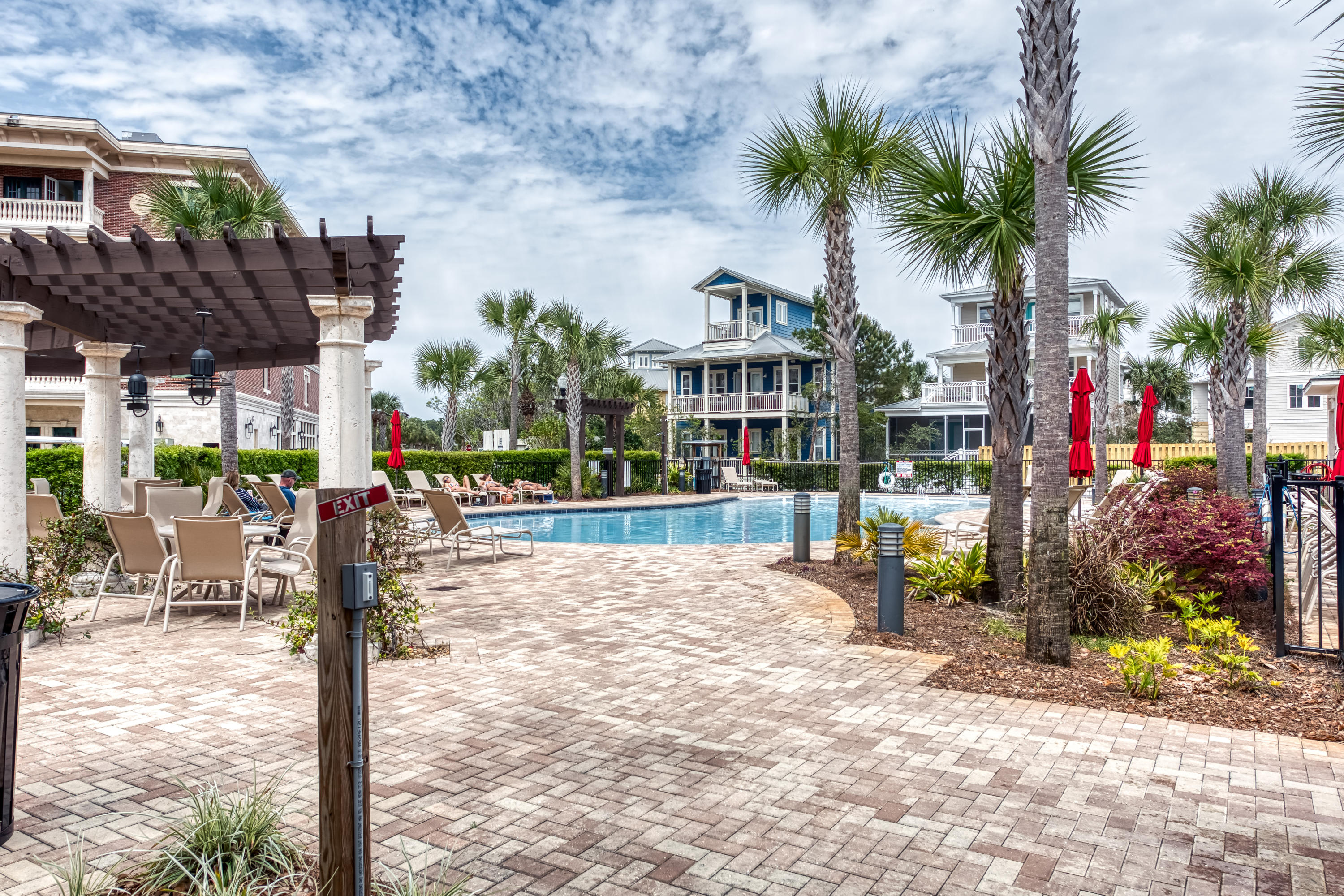VILLAGE OF SOUTH WALTON BEACH - Residential