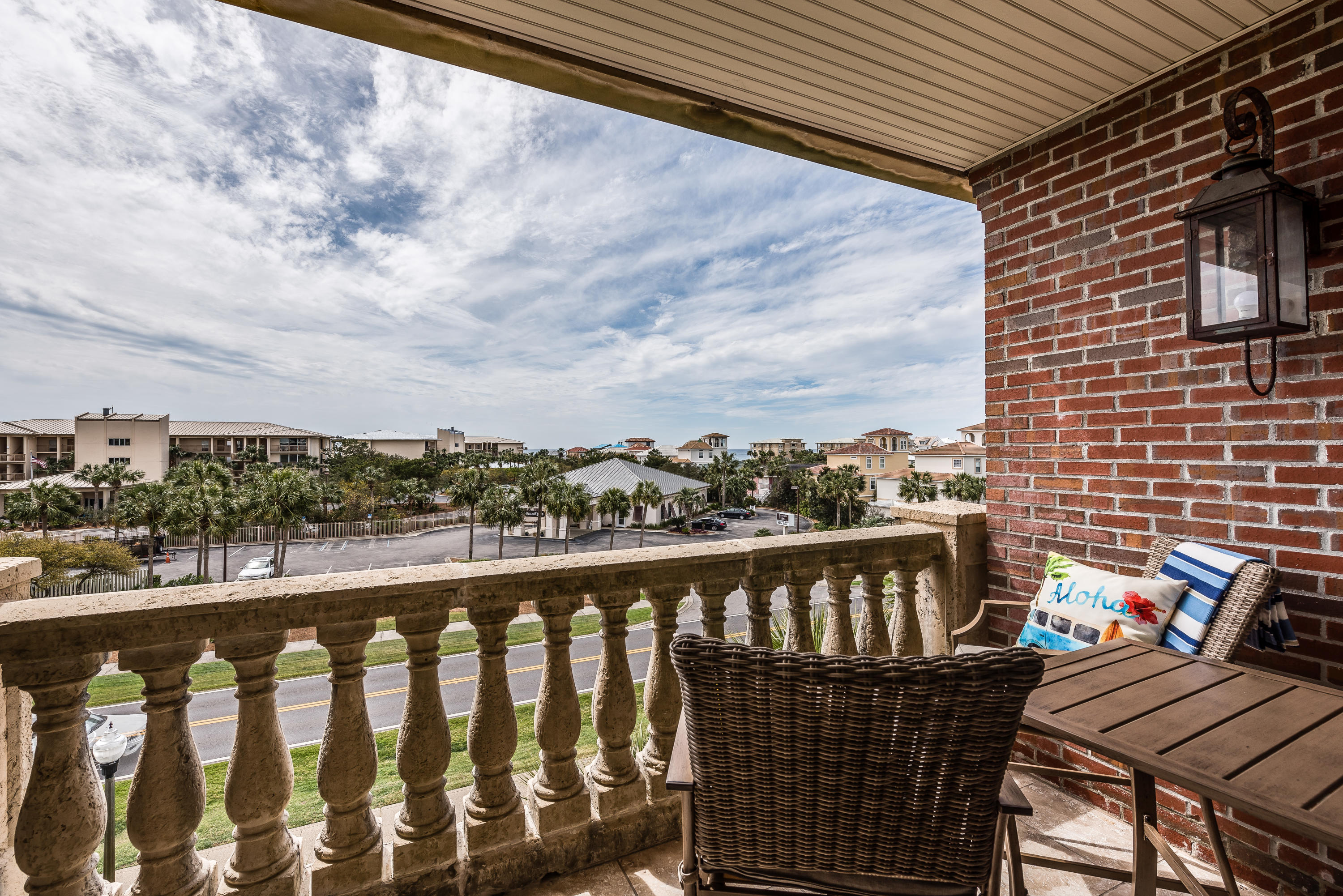 VILLAGE OF SOUTH WALTON BEACH - Residential