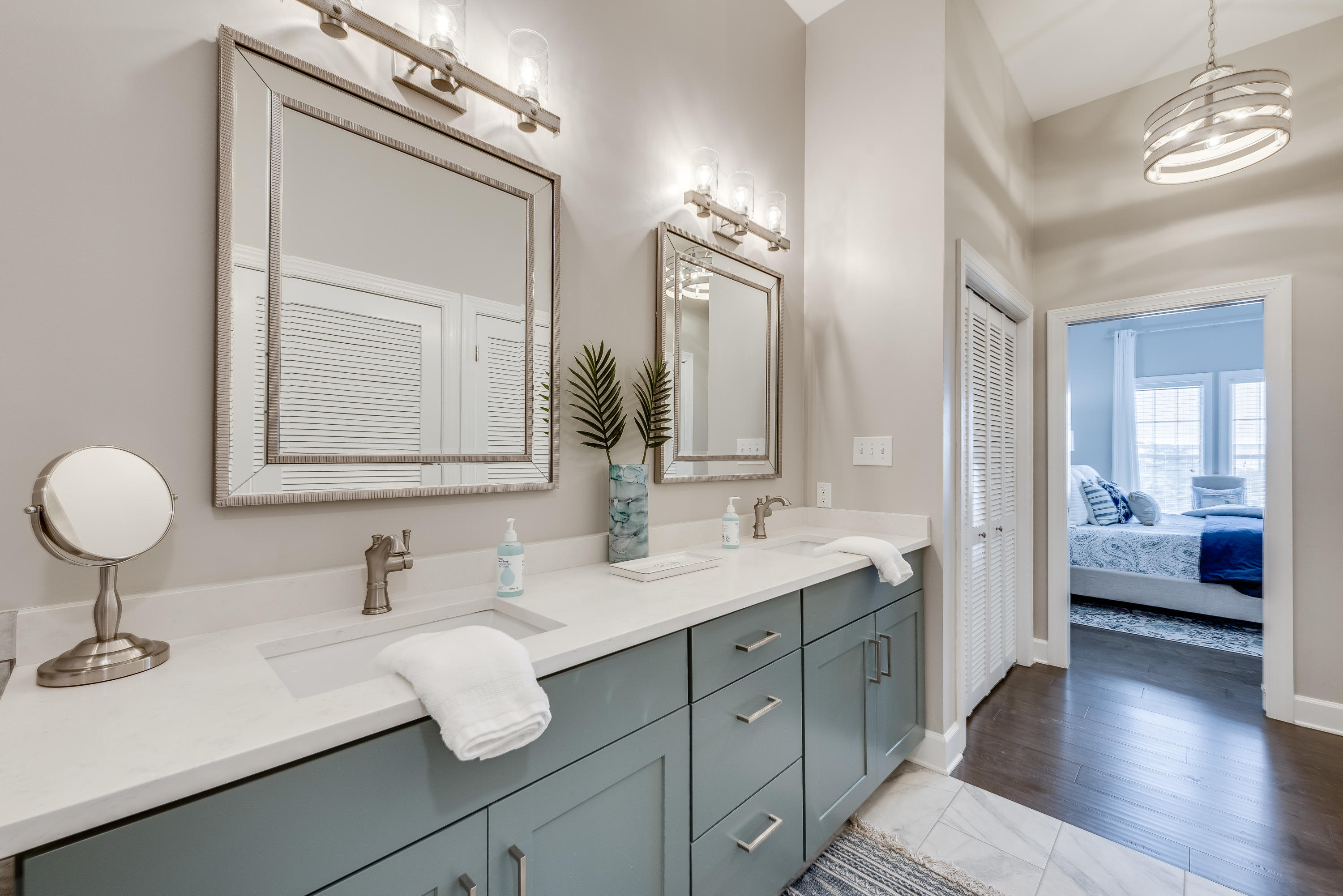 VILLAGE OF SOUTH WALTON BEACH - Residential