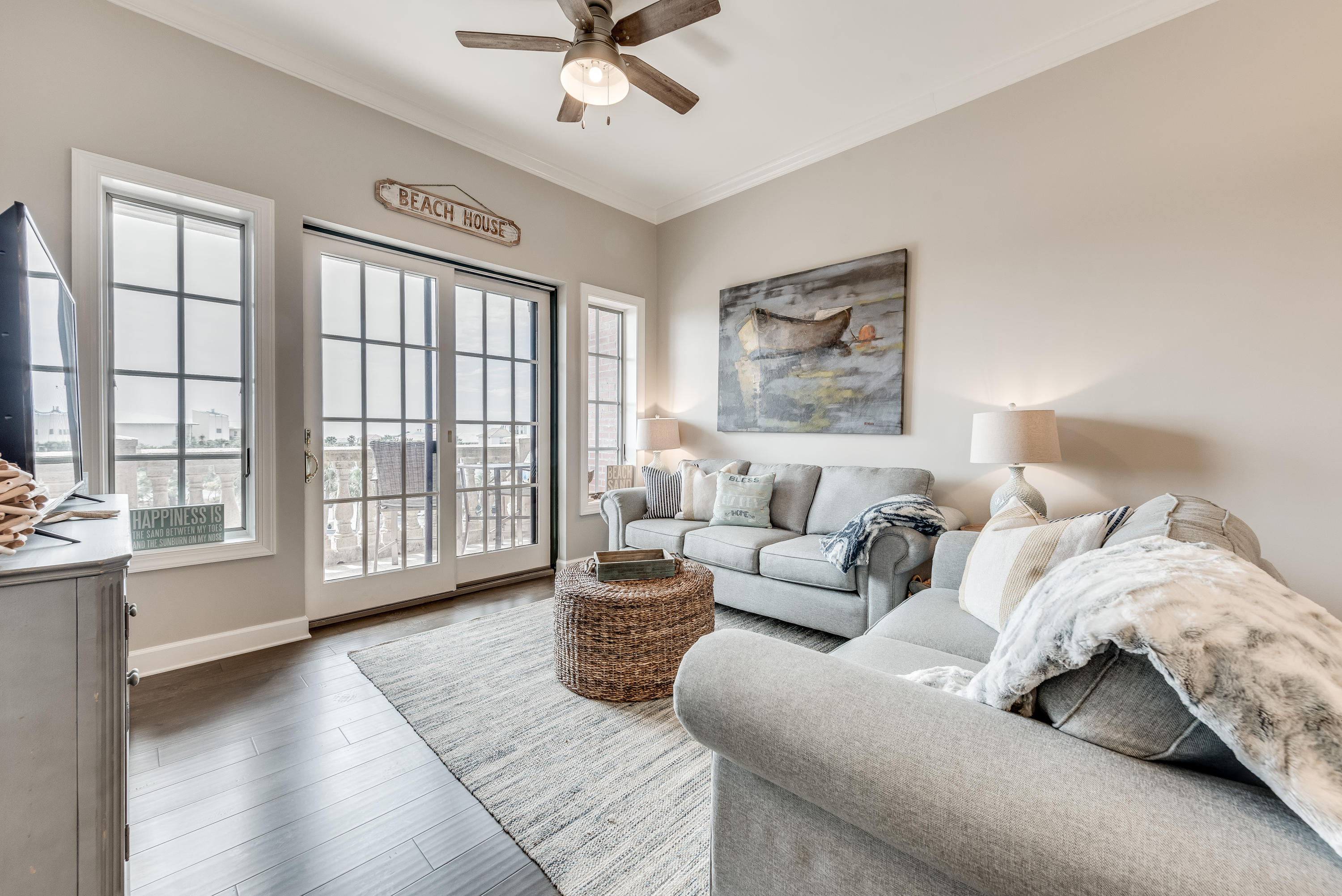 VILLAGE OF SOUTH WALTON BEACH - Residential