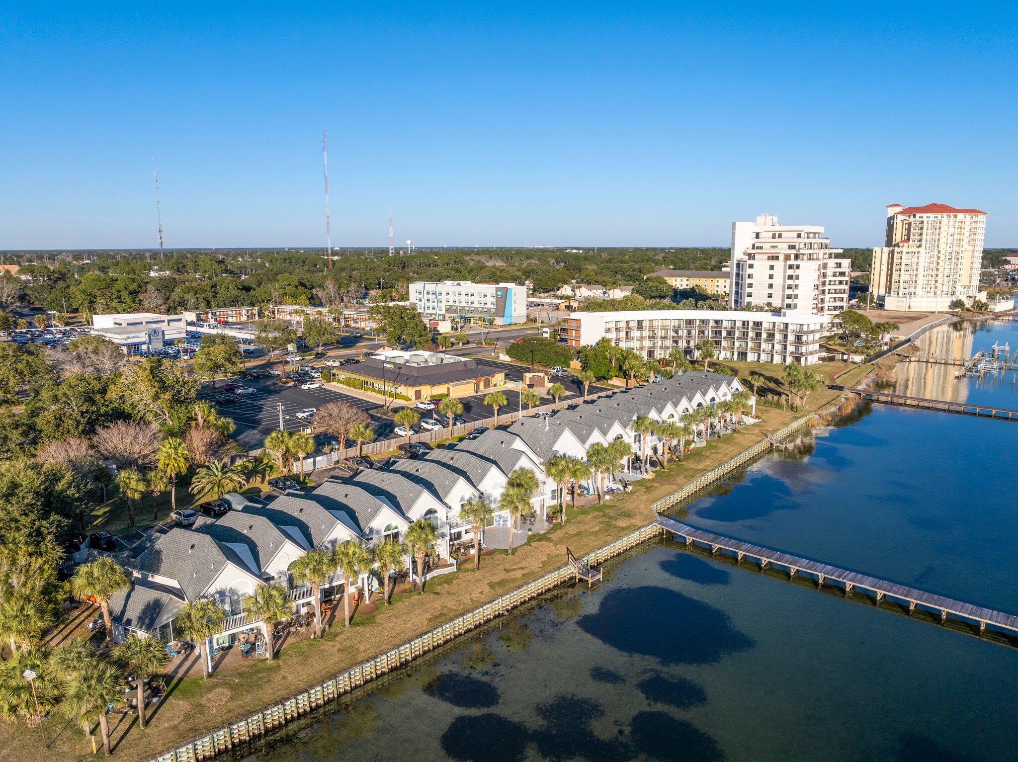 BROOKS LANDING - Residential Lease