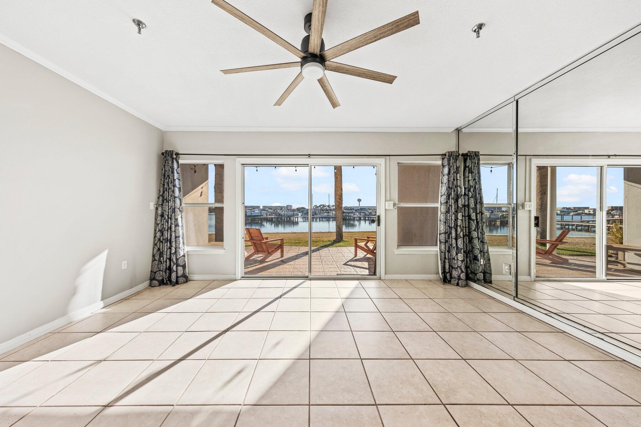 BROOKS LANDING - Residential Lease