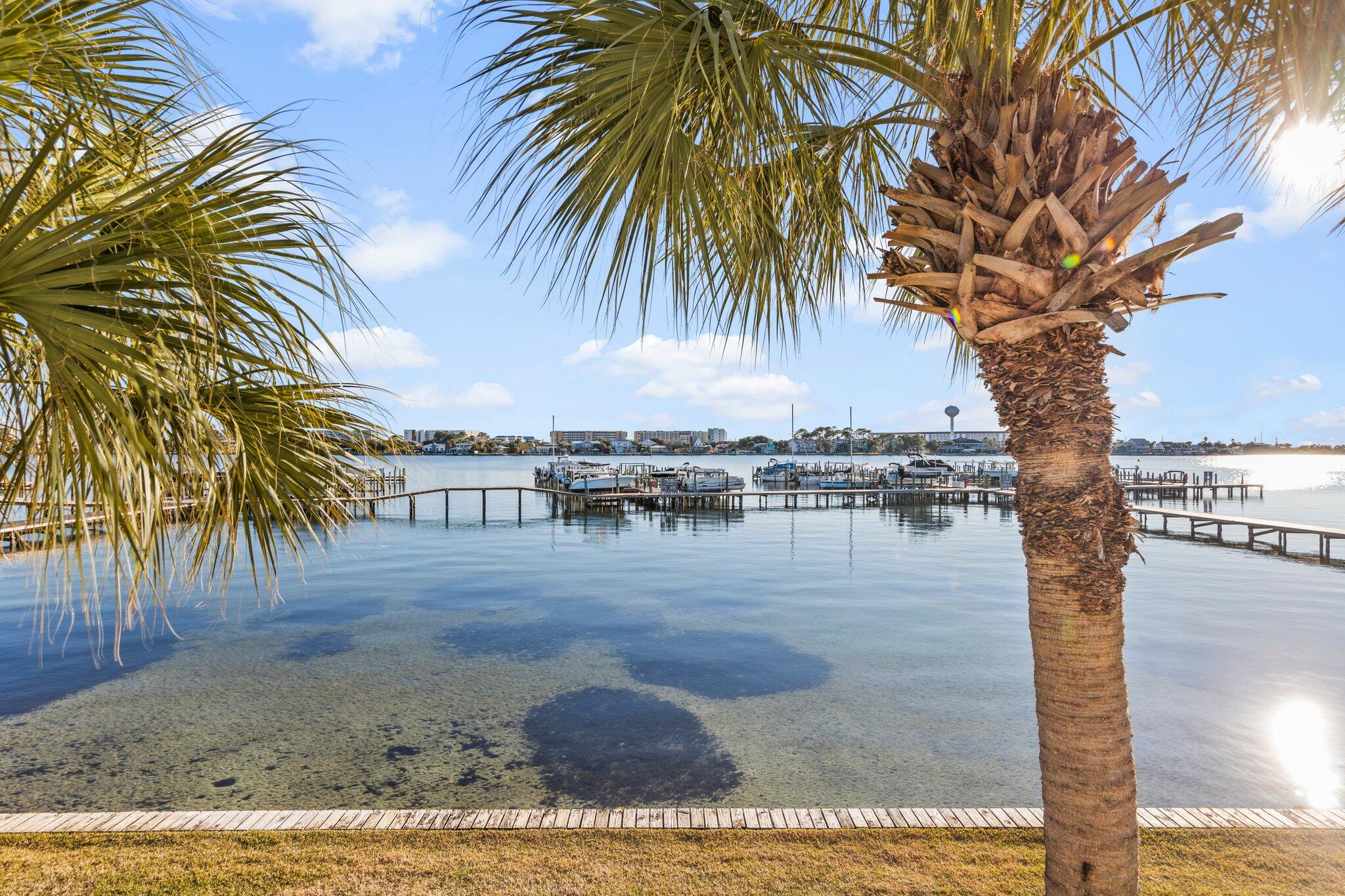 BROOKS LANDING - Residential Lease