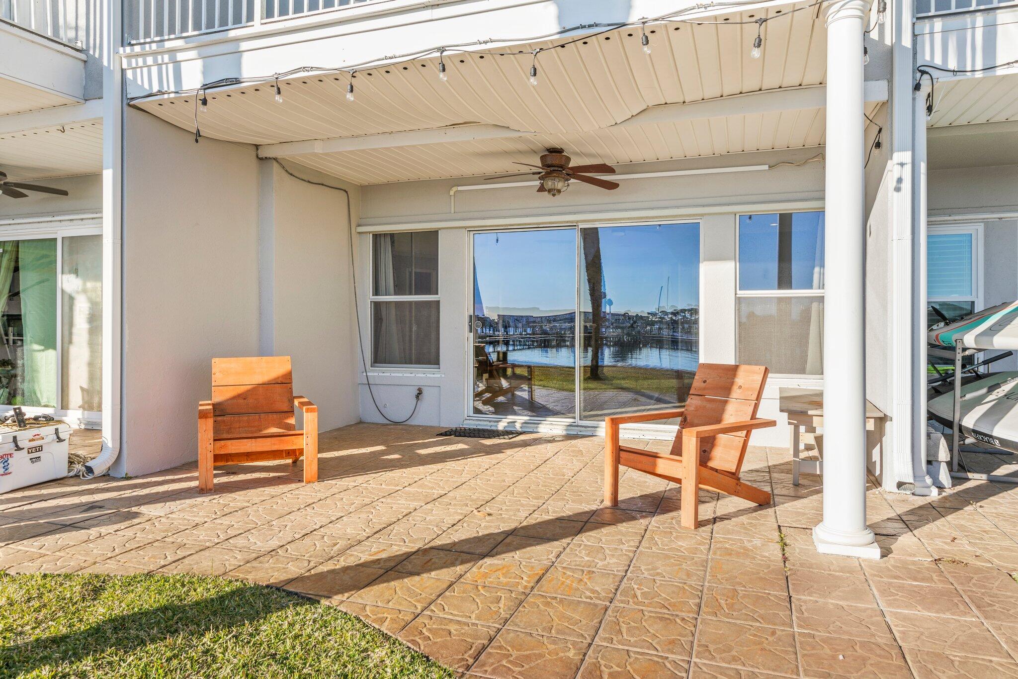 BROOKS LANDING - Residential Lease