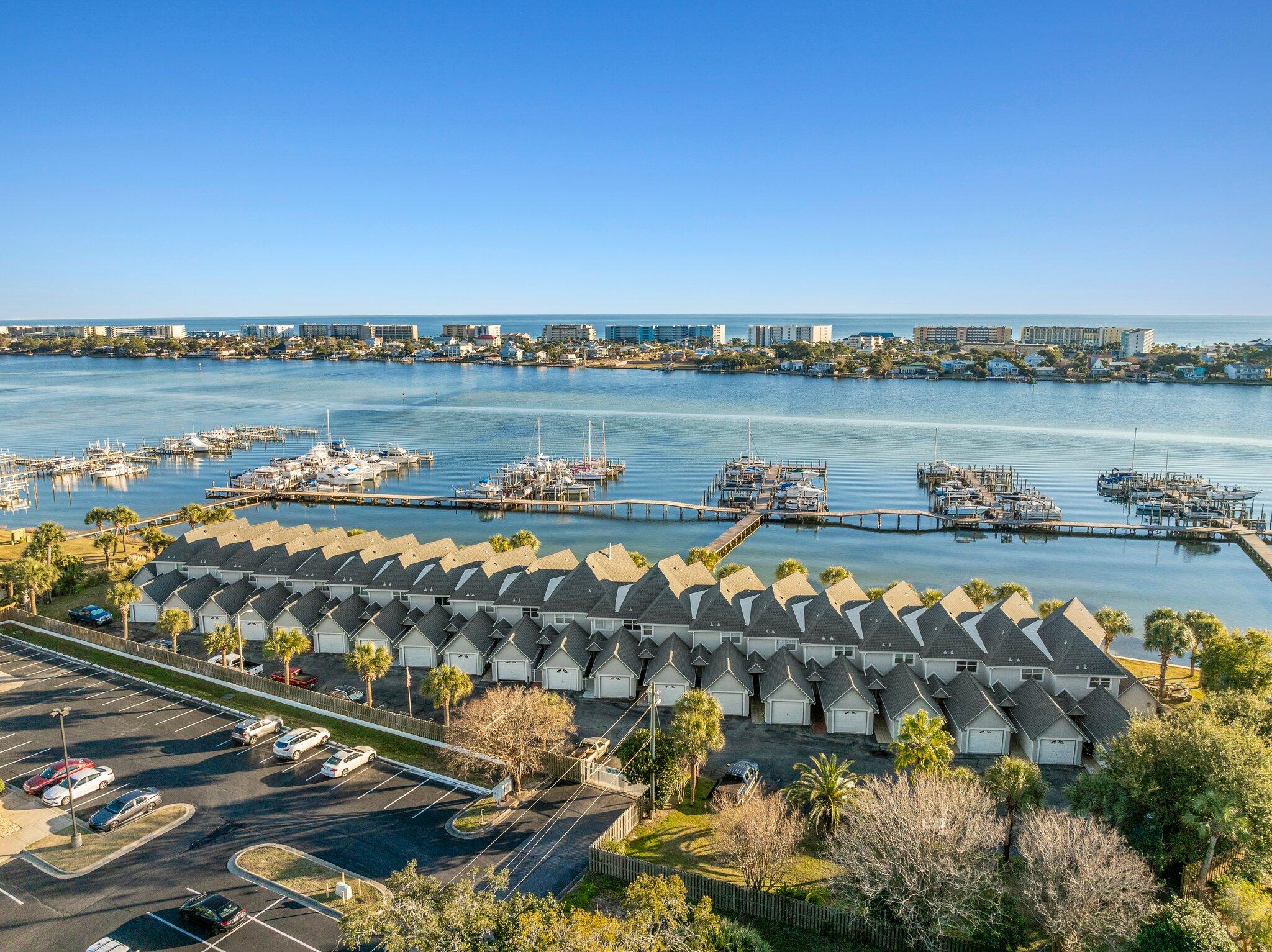 BROOKS LANDING - Residential Lease