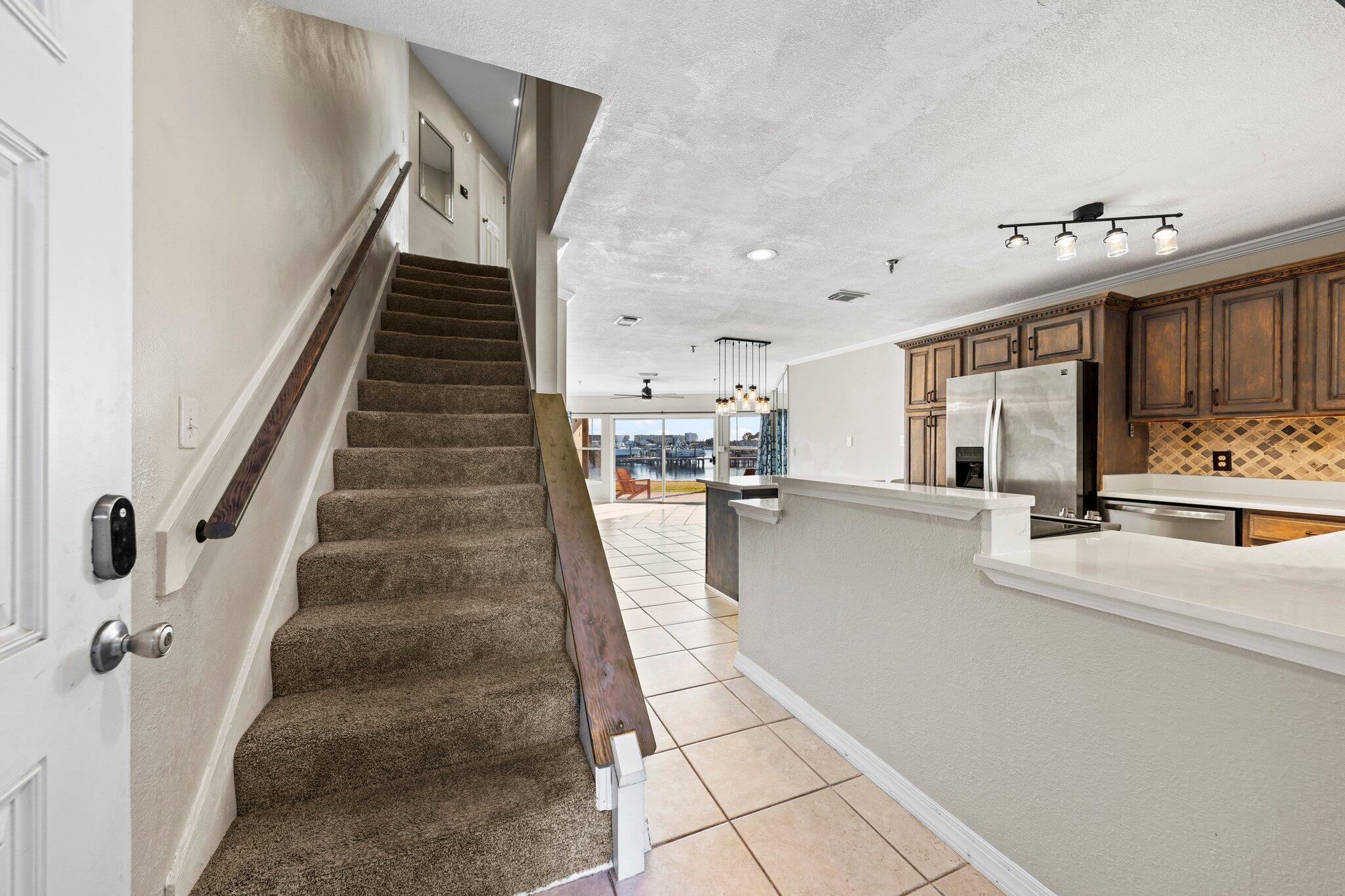 BROOKS LANDING - Residential Lease