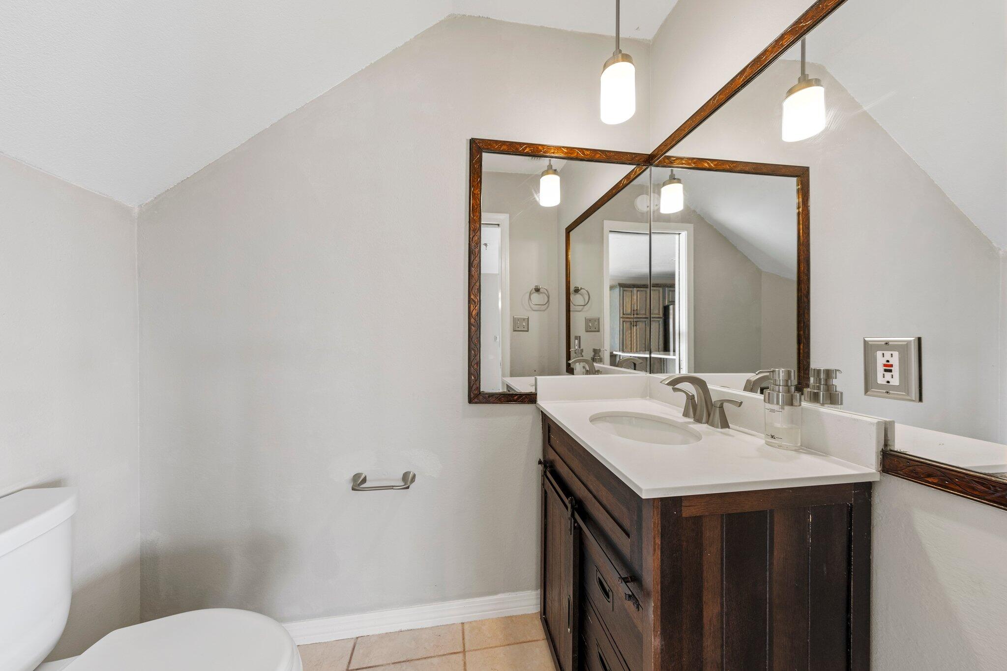 BROOKS LANDING - Residential Lease