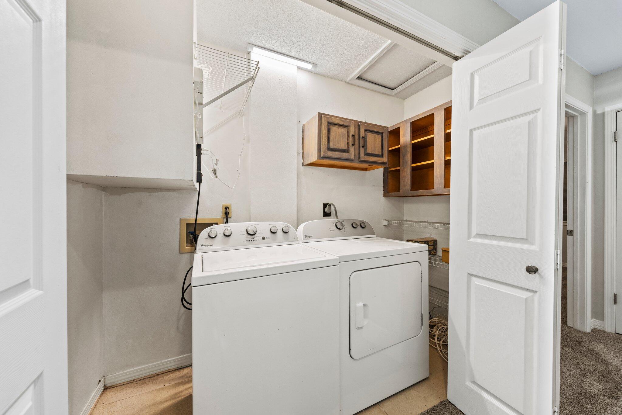 BROOKS LANDING - Residential Lease