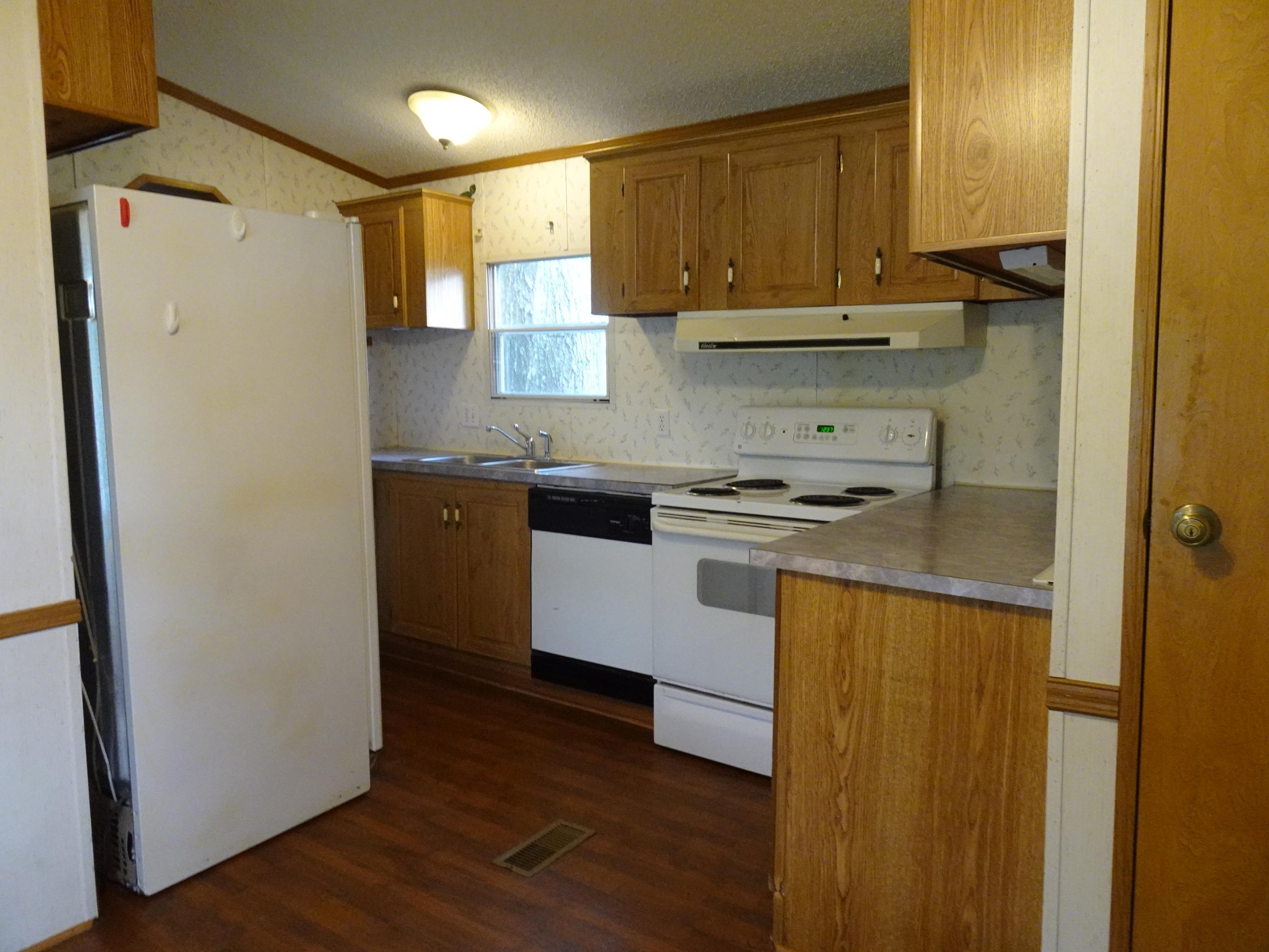 LOTS 9 & 10 PIPERS LANDING S/D - Residential