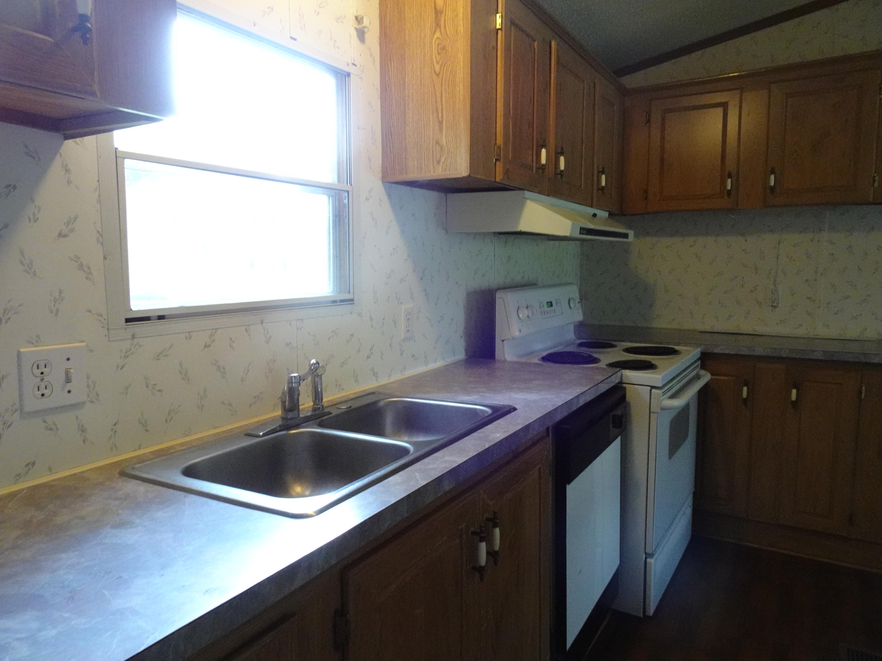 LOTS 9 & 10 PIPERS LANDING S/D - Residential