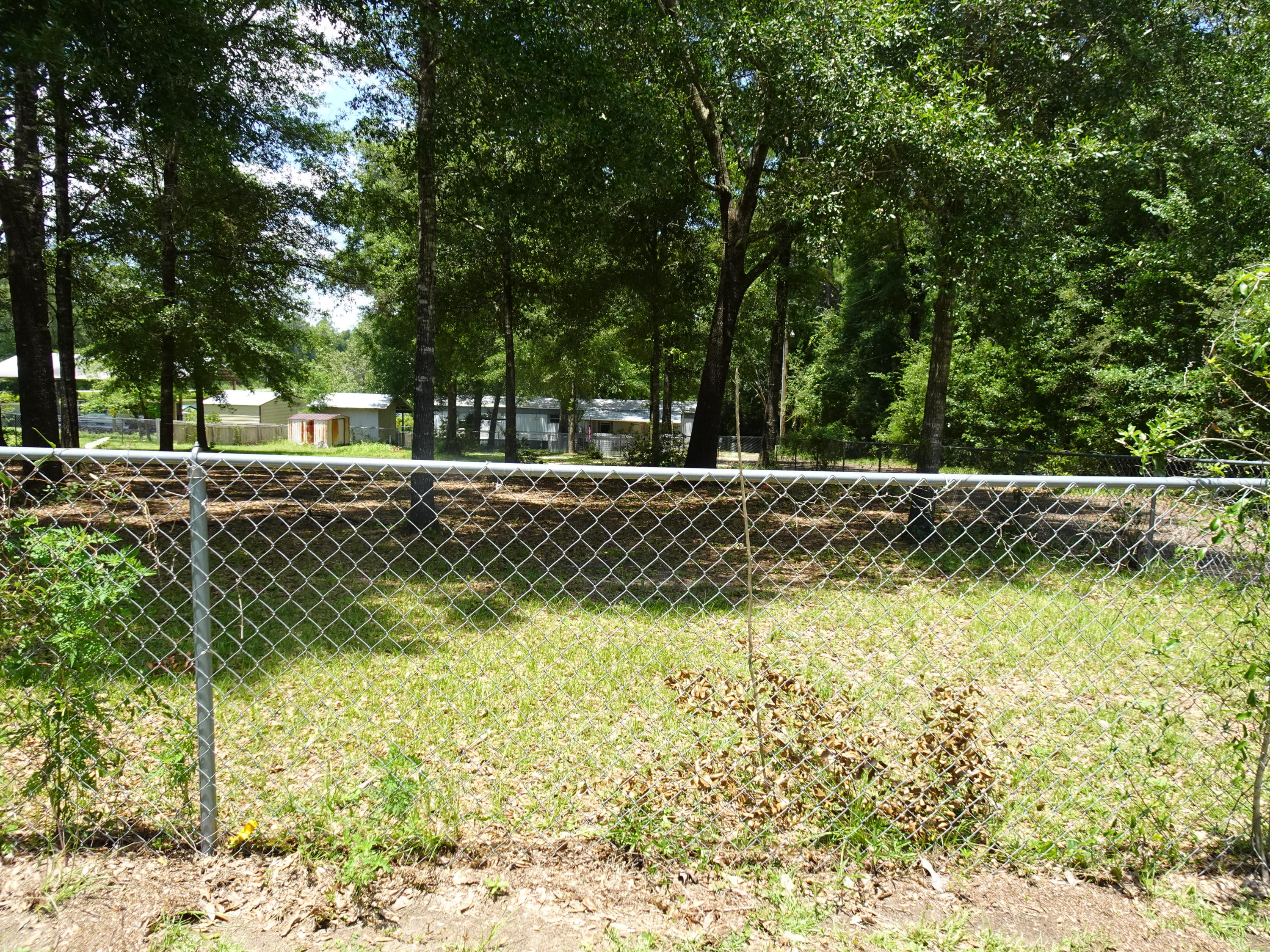 LOTS 9 & 10 PIPERS LANDING S/D - Residential