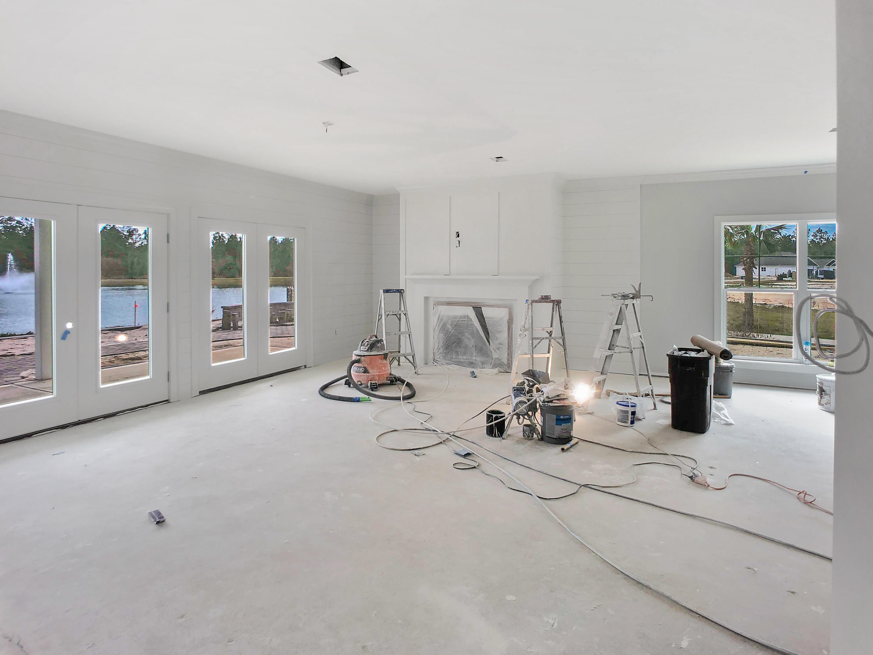 LAKEVIEW ESTATES - Residential