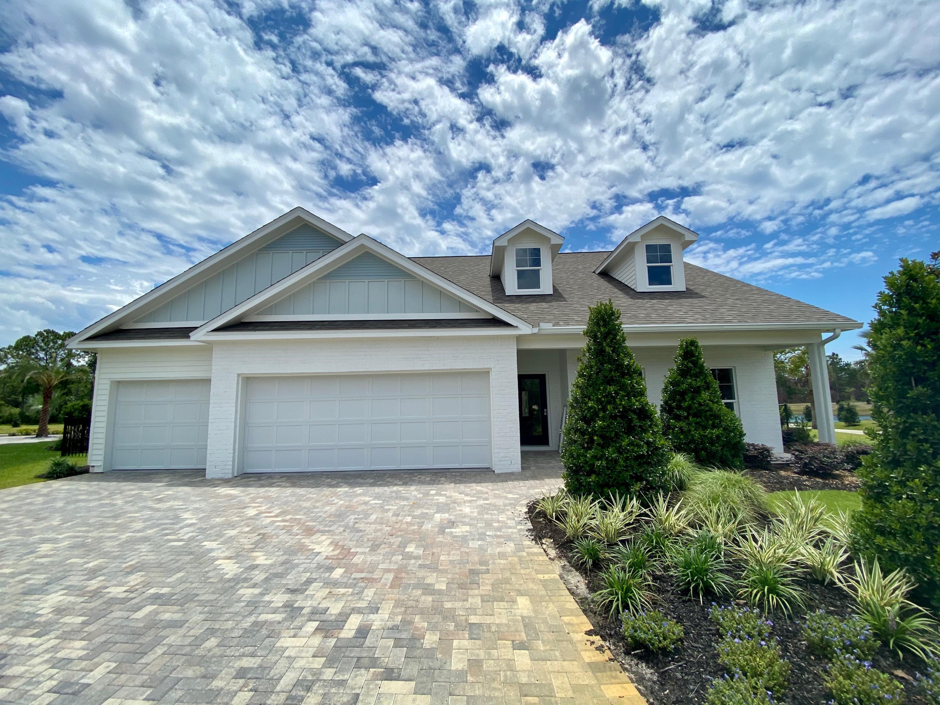 LAKEVIEW ESTATES - Residential