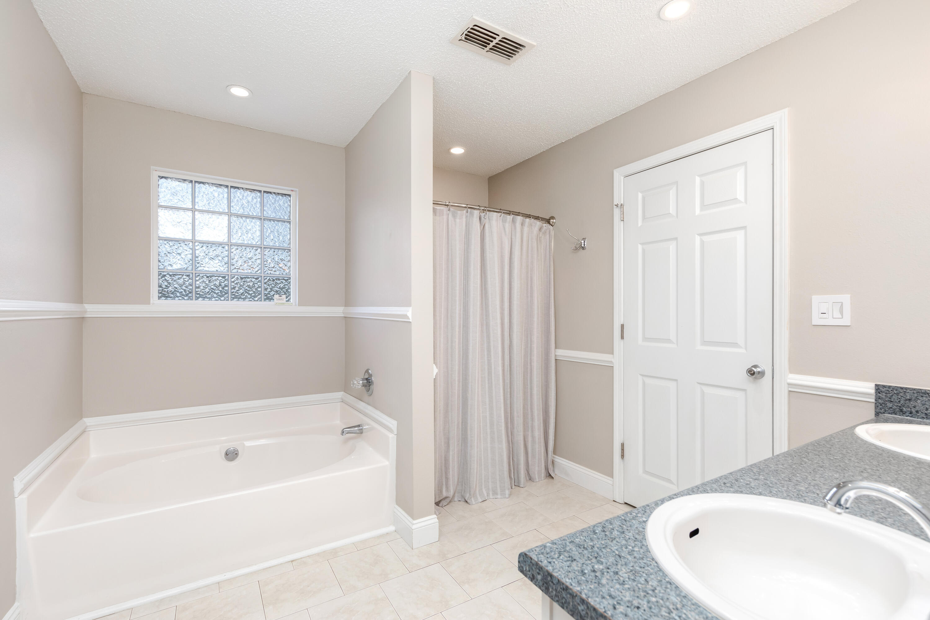 REDSTONE ESTATES - Residential