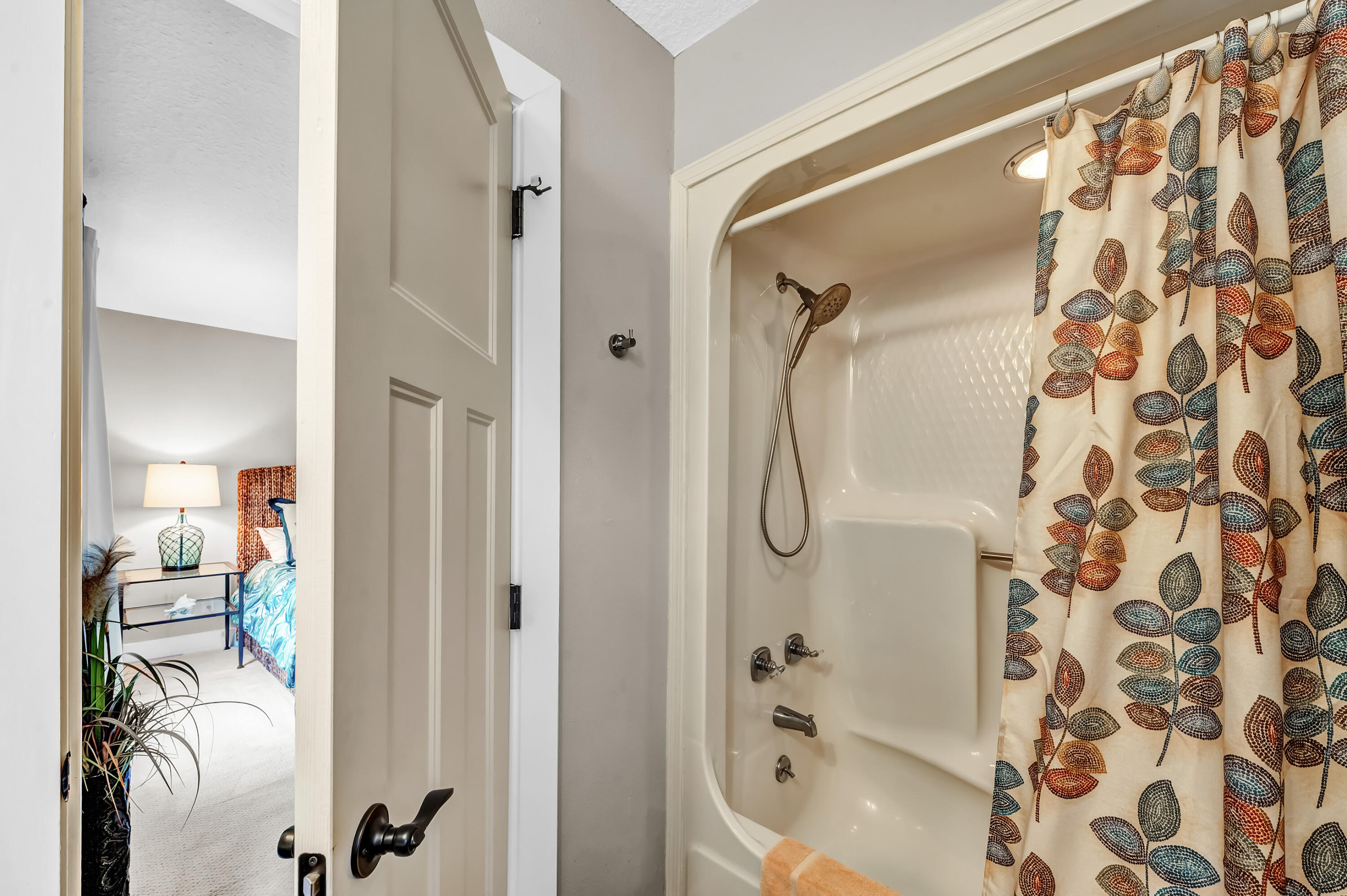 MOORINGS PH 2 - Residential