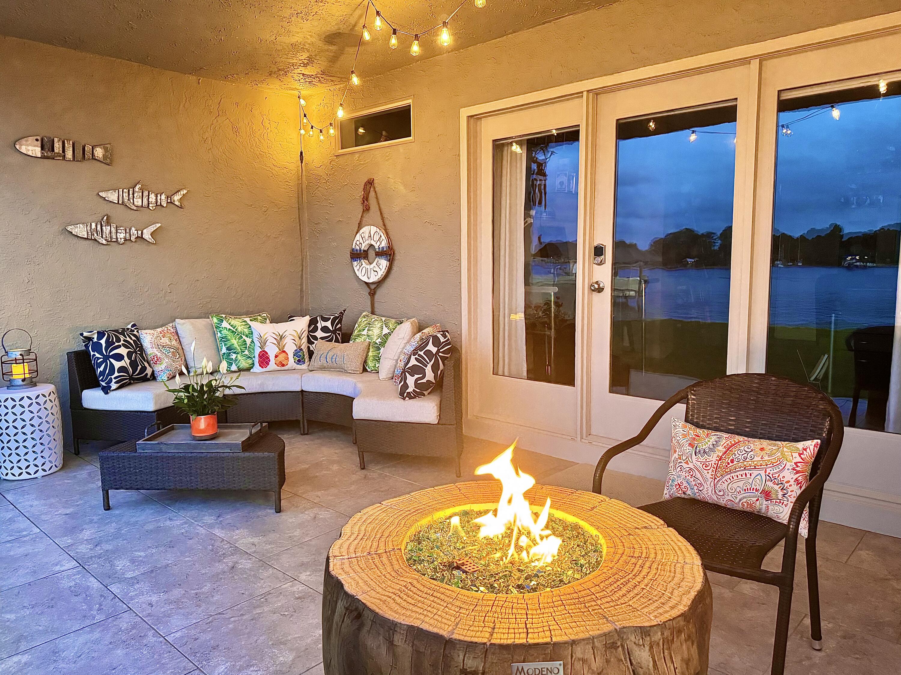 MOORINGS PH 2 - Residential