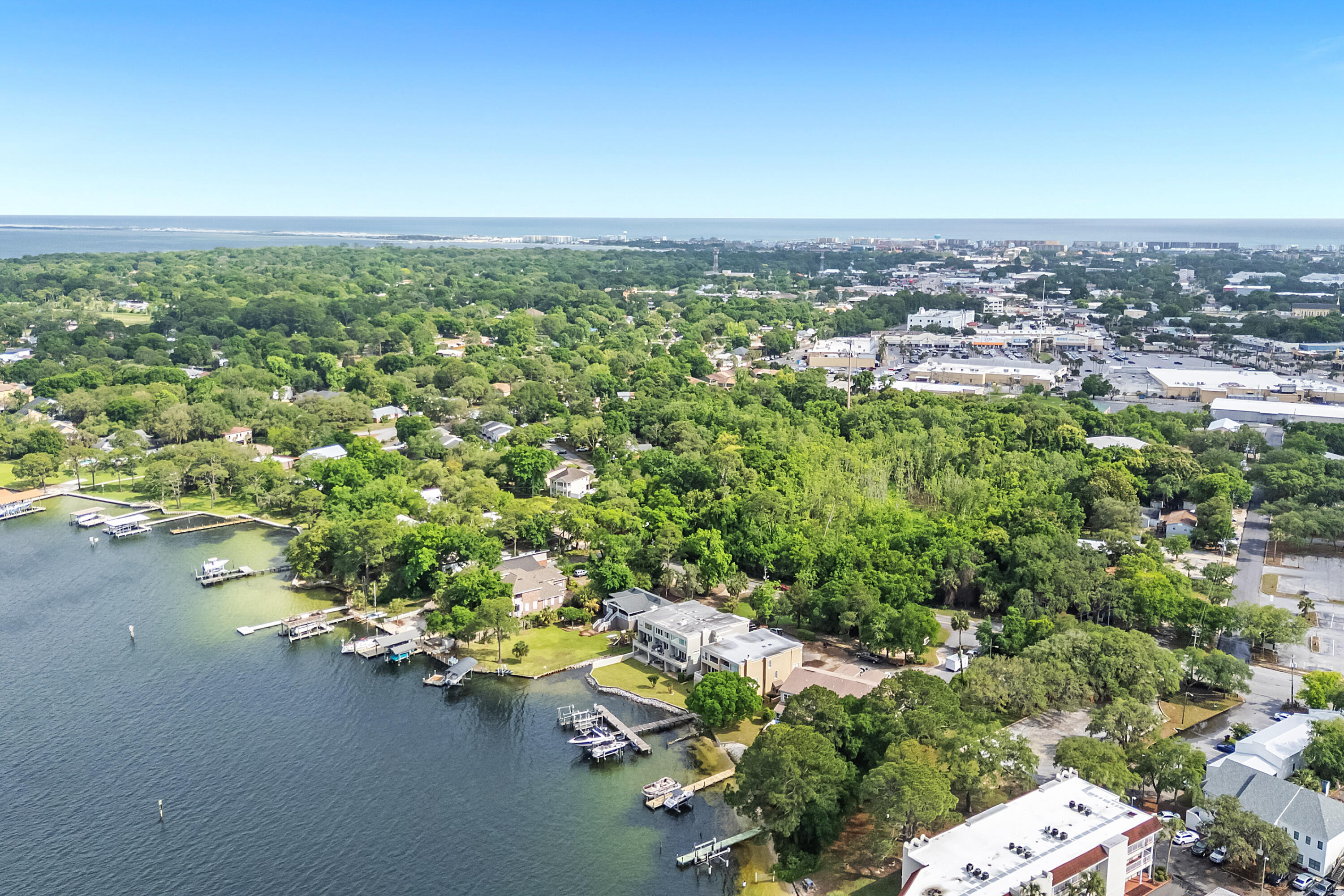 MOORINGS PH 2 - Residential