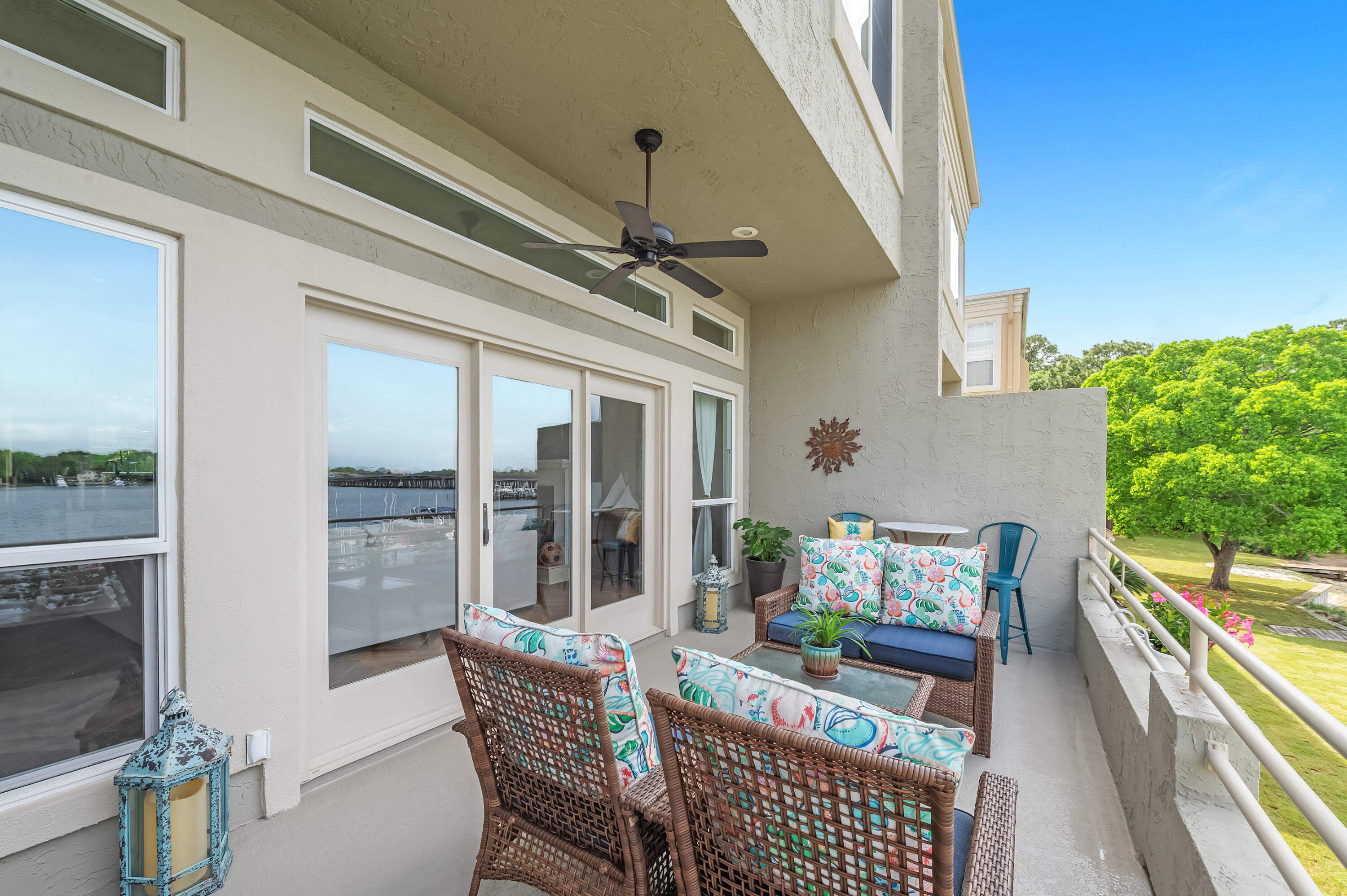 MOORINGS PH 2 - Residential