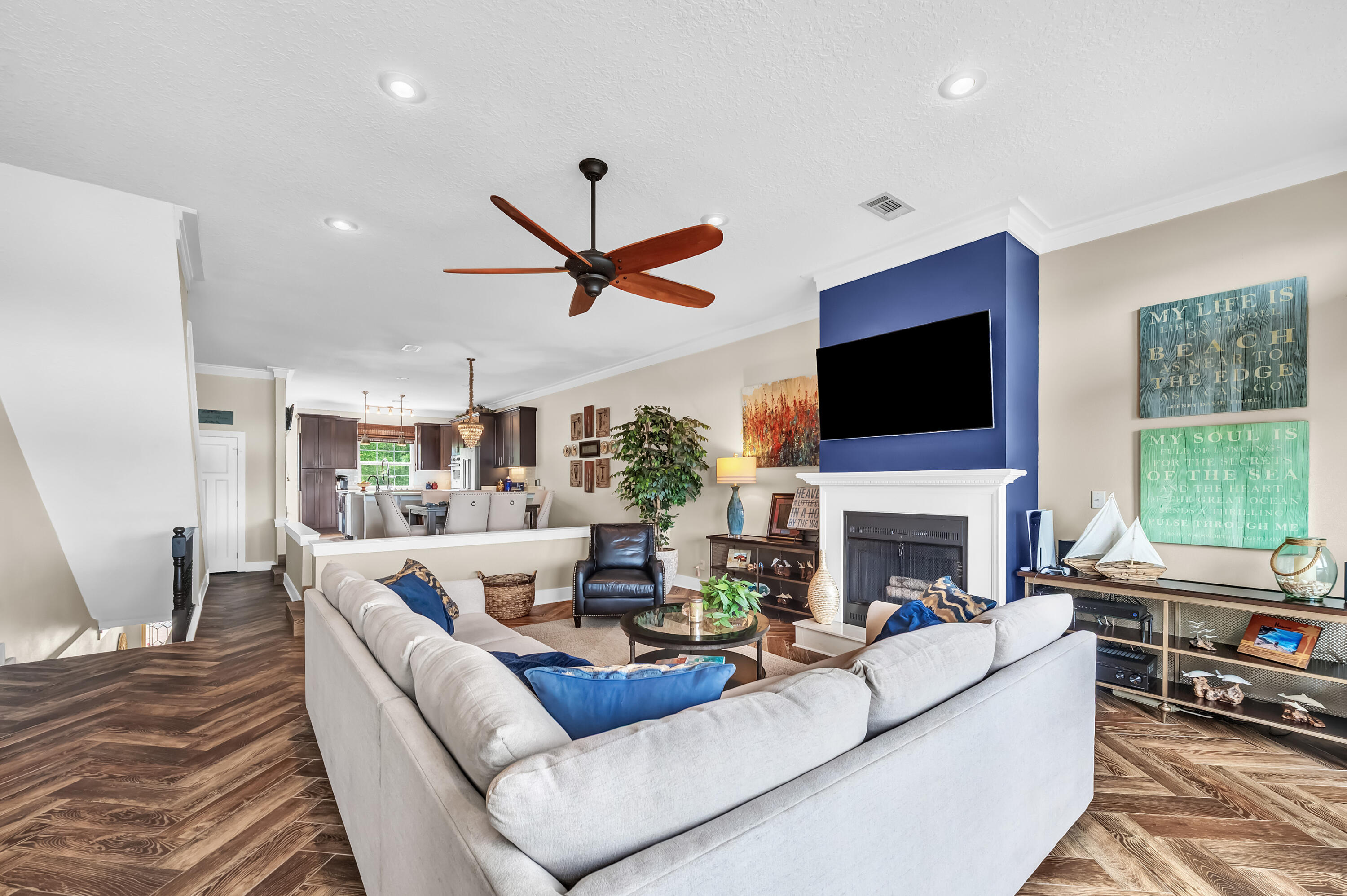 MOORINGS PH 2 - Residential