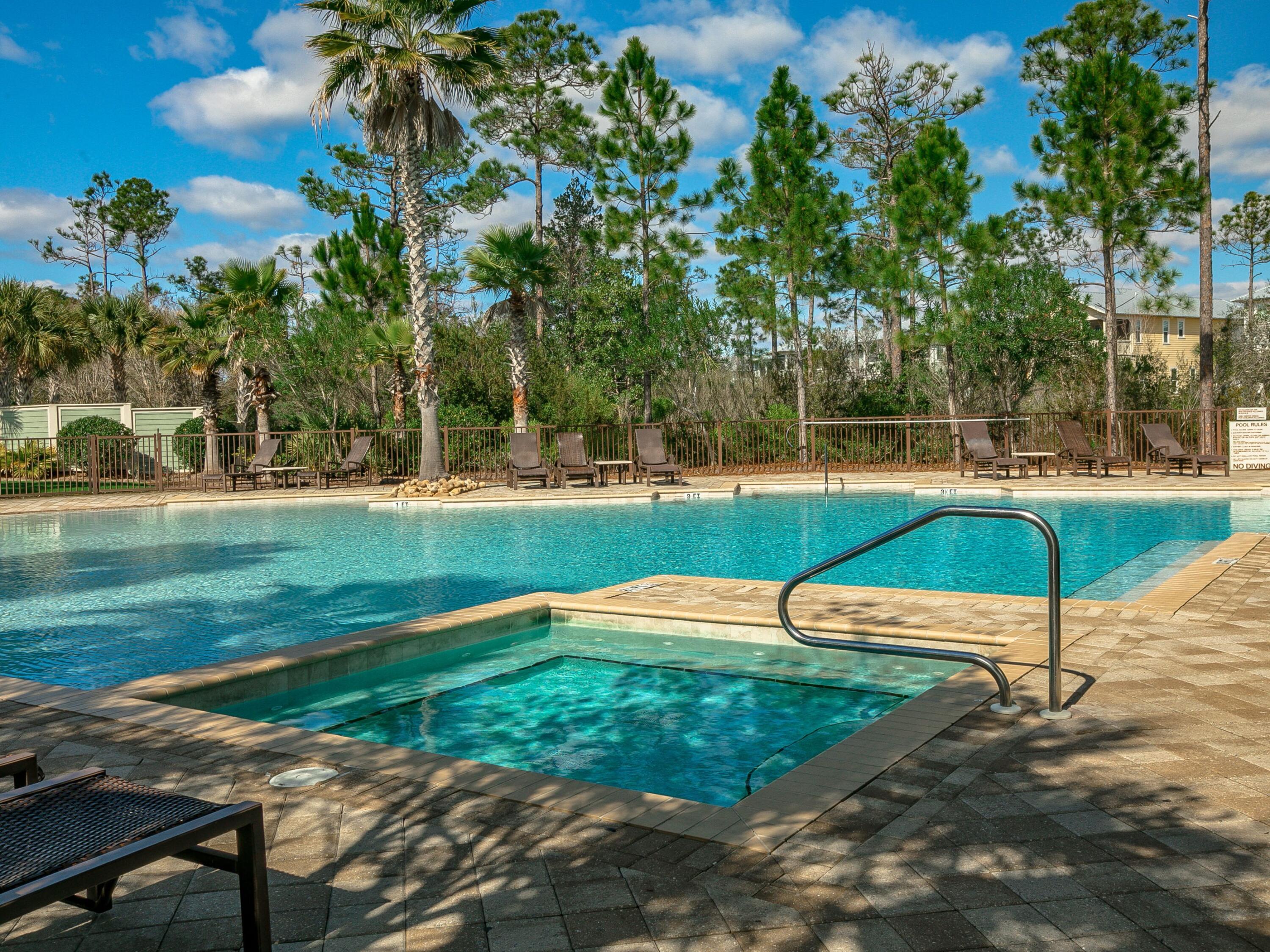 NATUREWALK AT SEAGROVE - Residential
