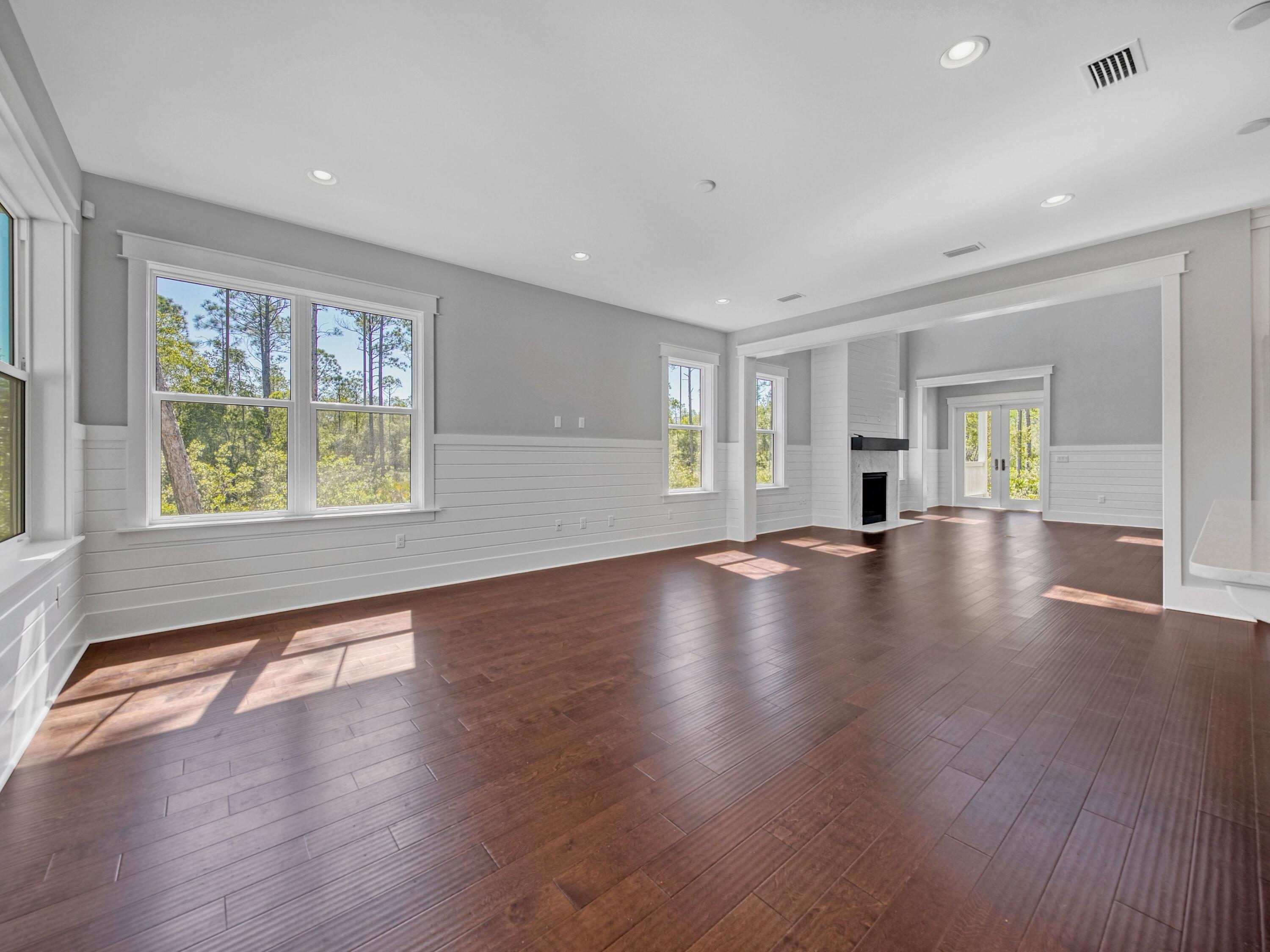 NATUREWALK AT SEAGROVE - Residential