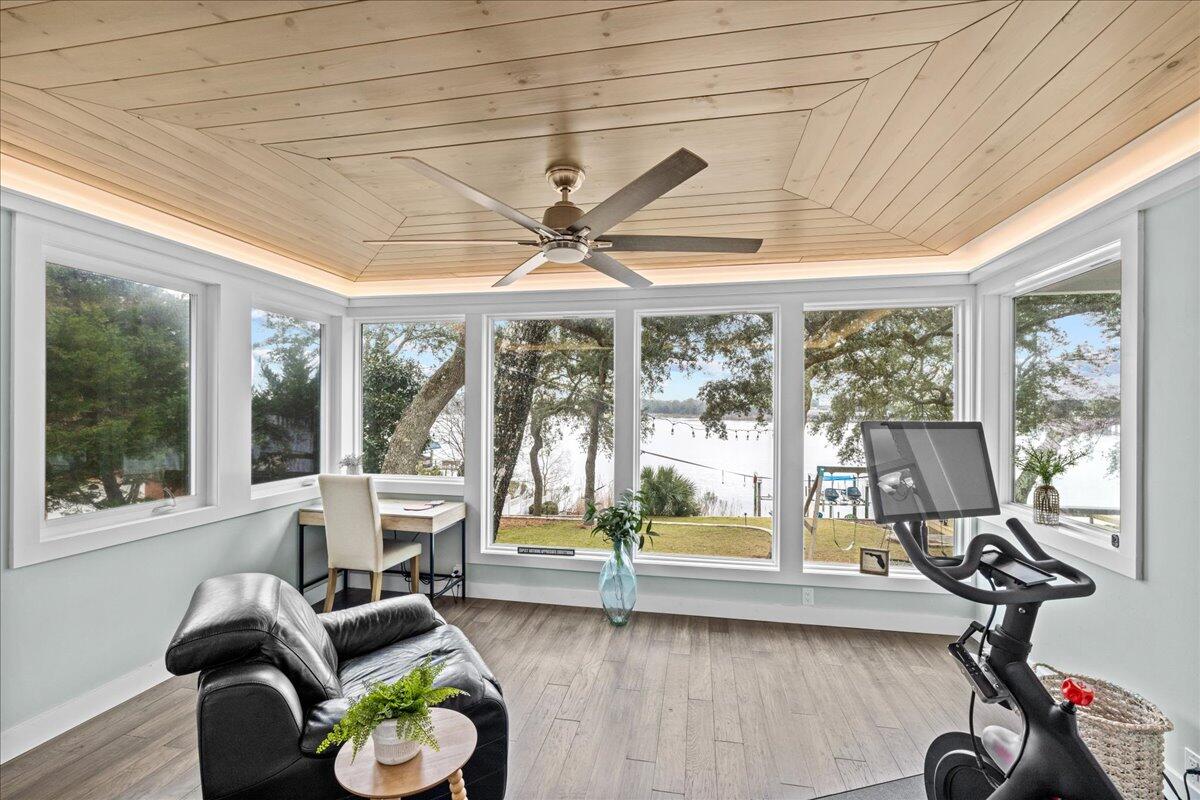 ROCKY BAYOU ESTATES 01 - Residential Lease