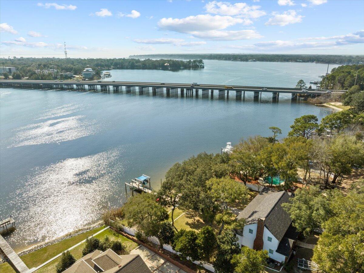 ROCKY BAYOU ESTATES 01 - Residential Lease