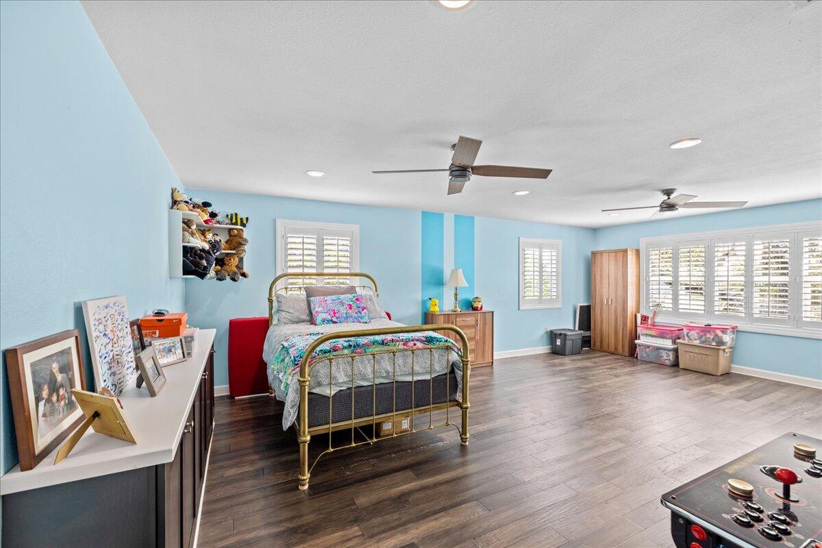 ROCKY BAYOU ESTATES 01 - Residential Lease