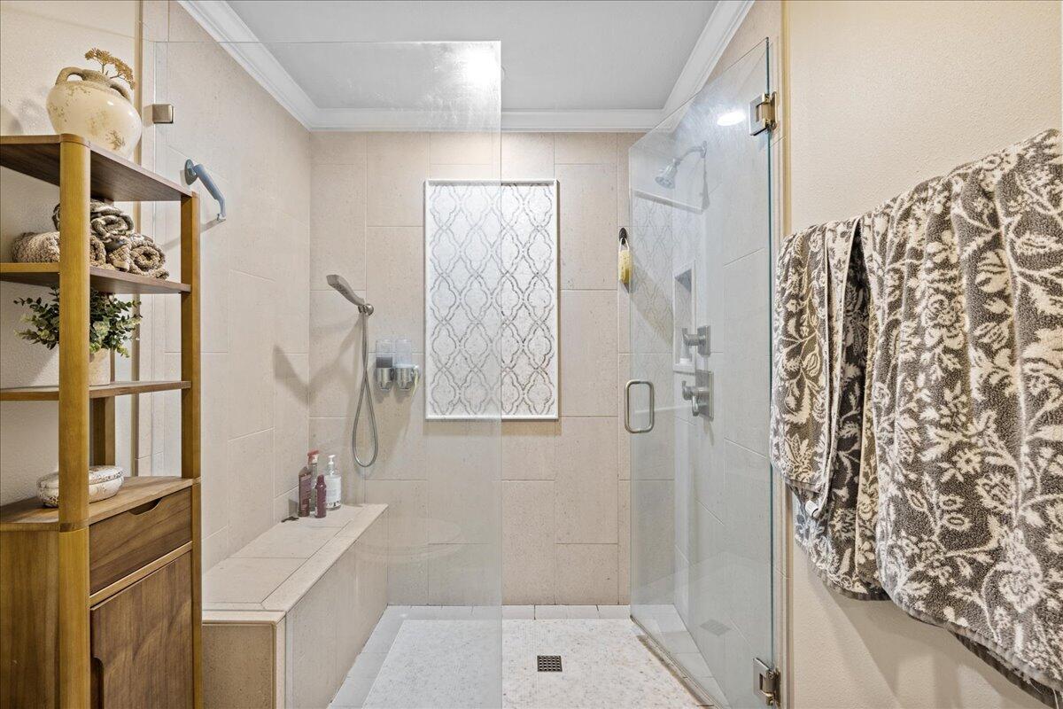 ROCKY BAYOU ESTATES 01 - Residential Lease