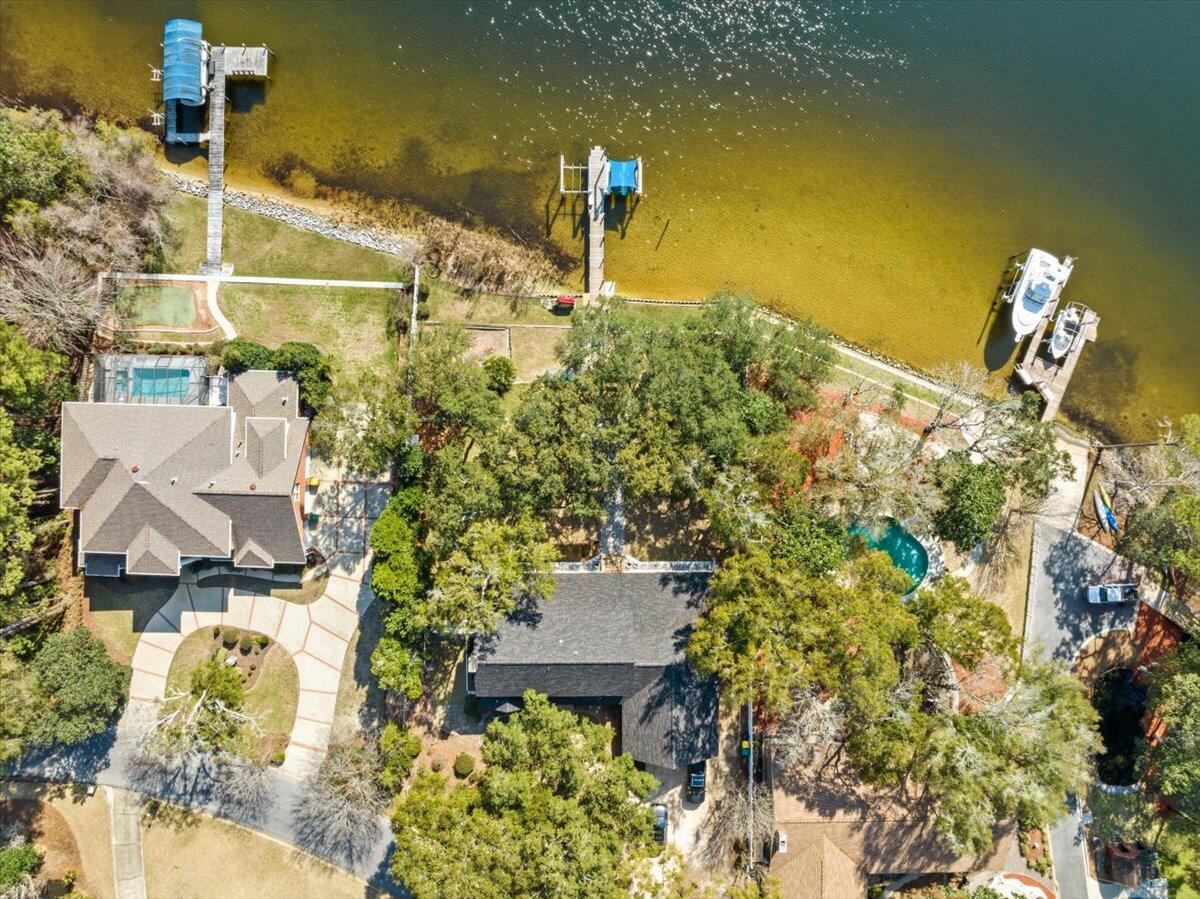 ROCKY BAYOU ESTATES 01 - Residential Lease