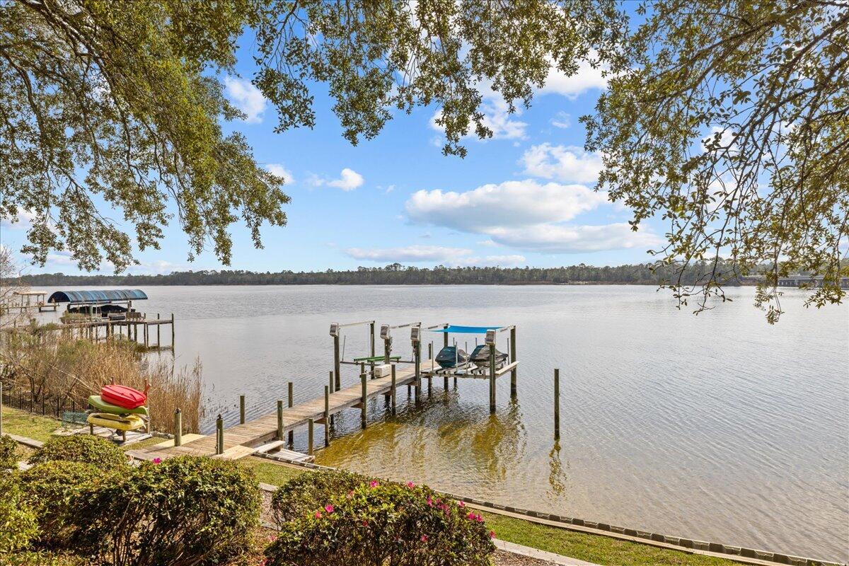 ROCKY BAYOU ESTATES 01 - Residential Lease