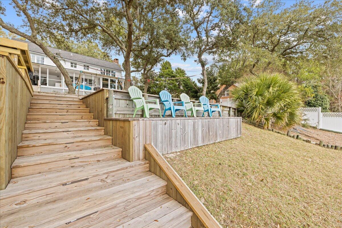 ROCKY BAYOU ESTATES 01 - Residential Lease