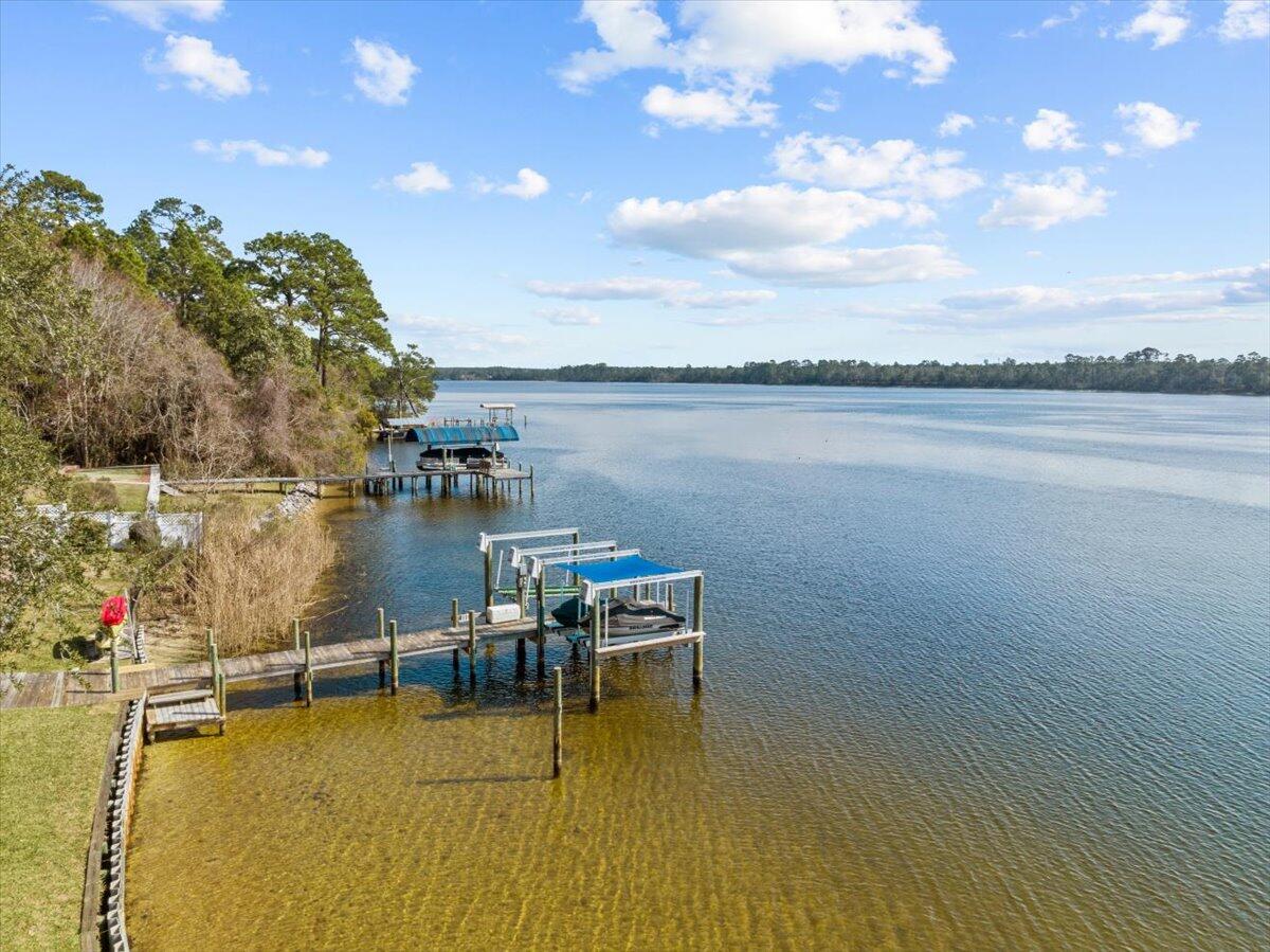 ROCKY BAYOU ESTATES 01 - Residential Lease