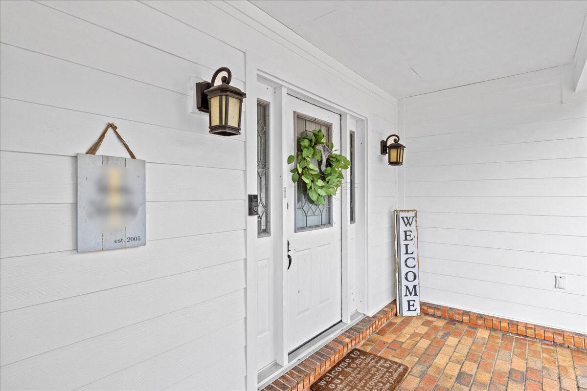 ROCKY BAYOU ESTATES 01 - Residential Lease