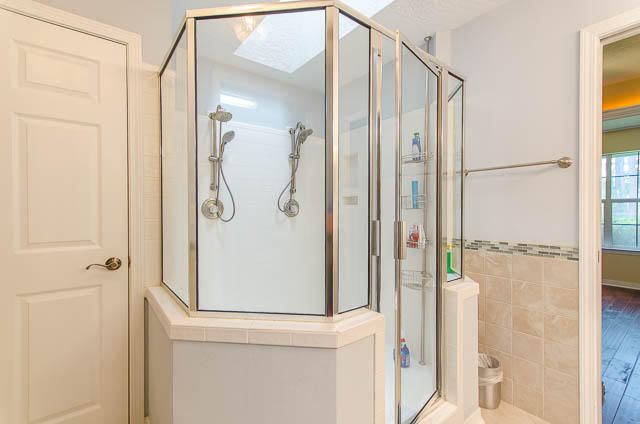 LAKE LORRAINE ESTATES 3 - Residential