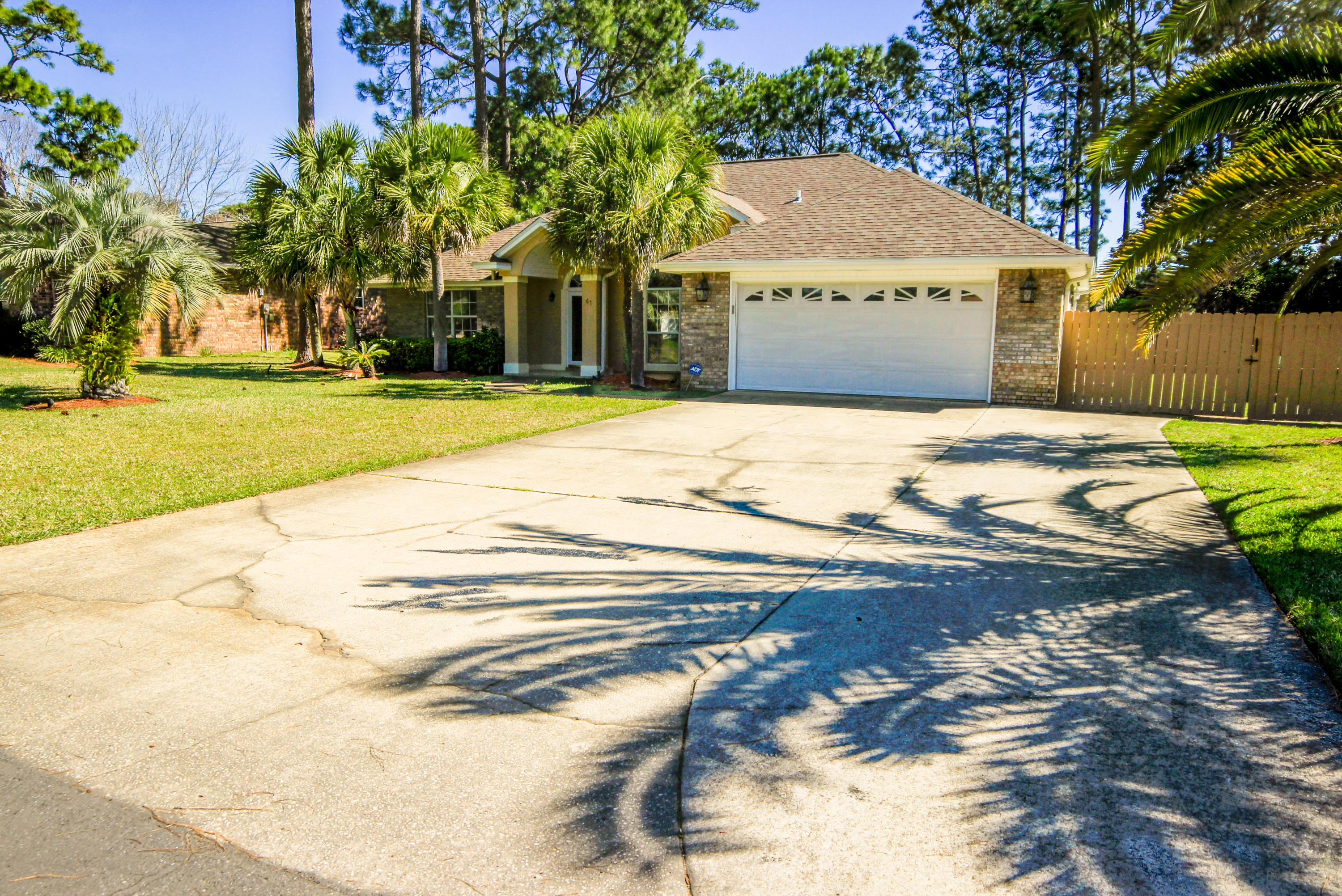 LAKE LORRAINE ESTATES 3 - Residential