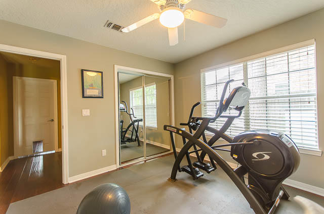 LAKE LORRAINE ESTATES 3 - Residential