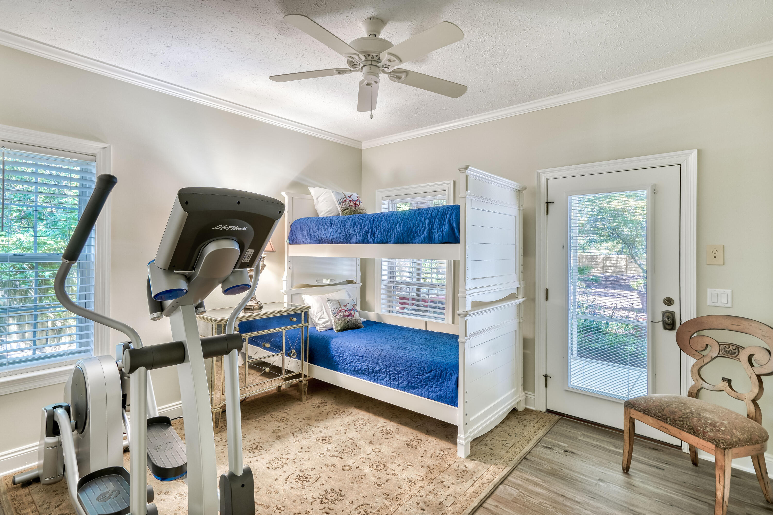 SEABREEZE - Residential