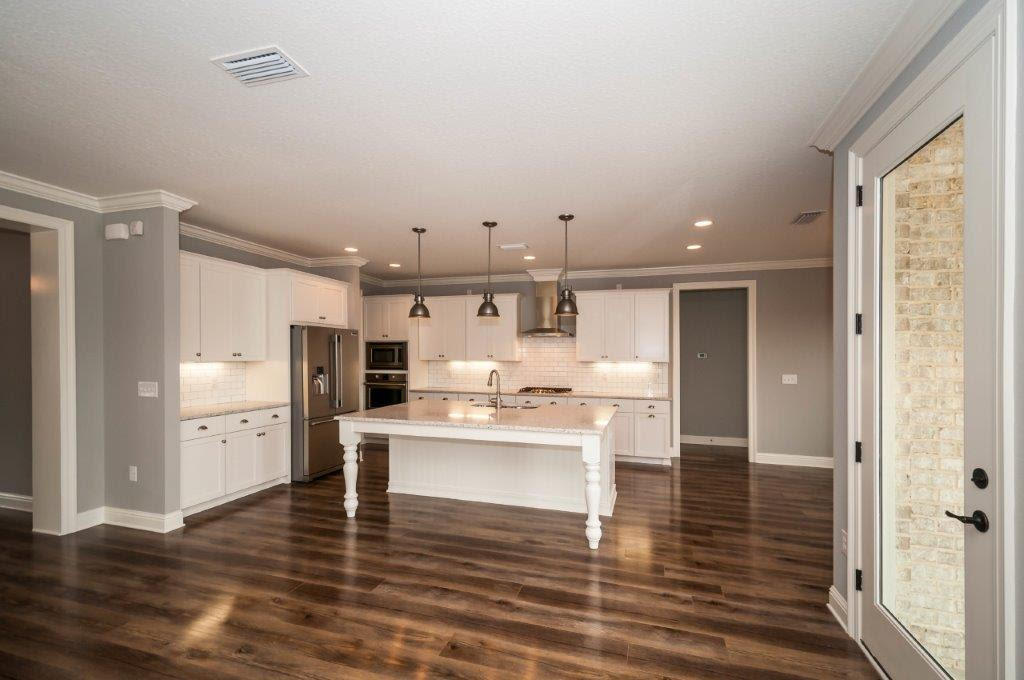 HAMMOCK BAY - Residential