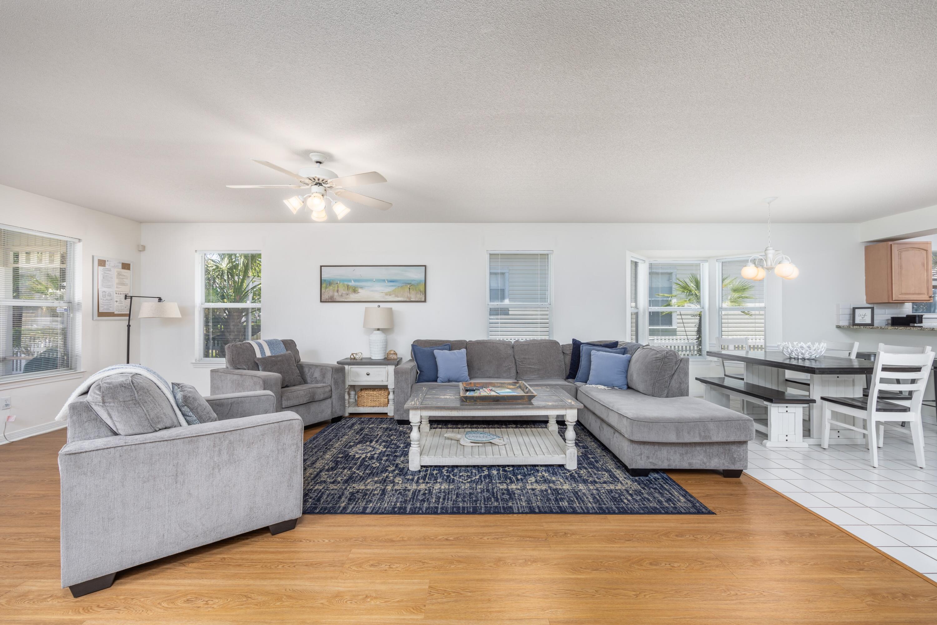 CRYSTAL SHORES - Residential