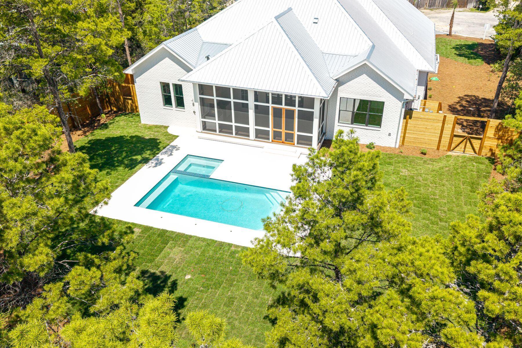 PINES OF BLUE MOUNTAIN - Residential