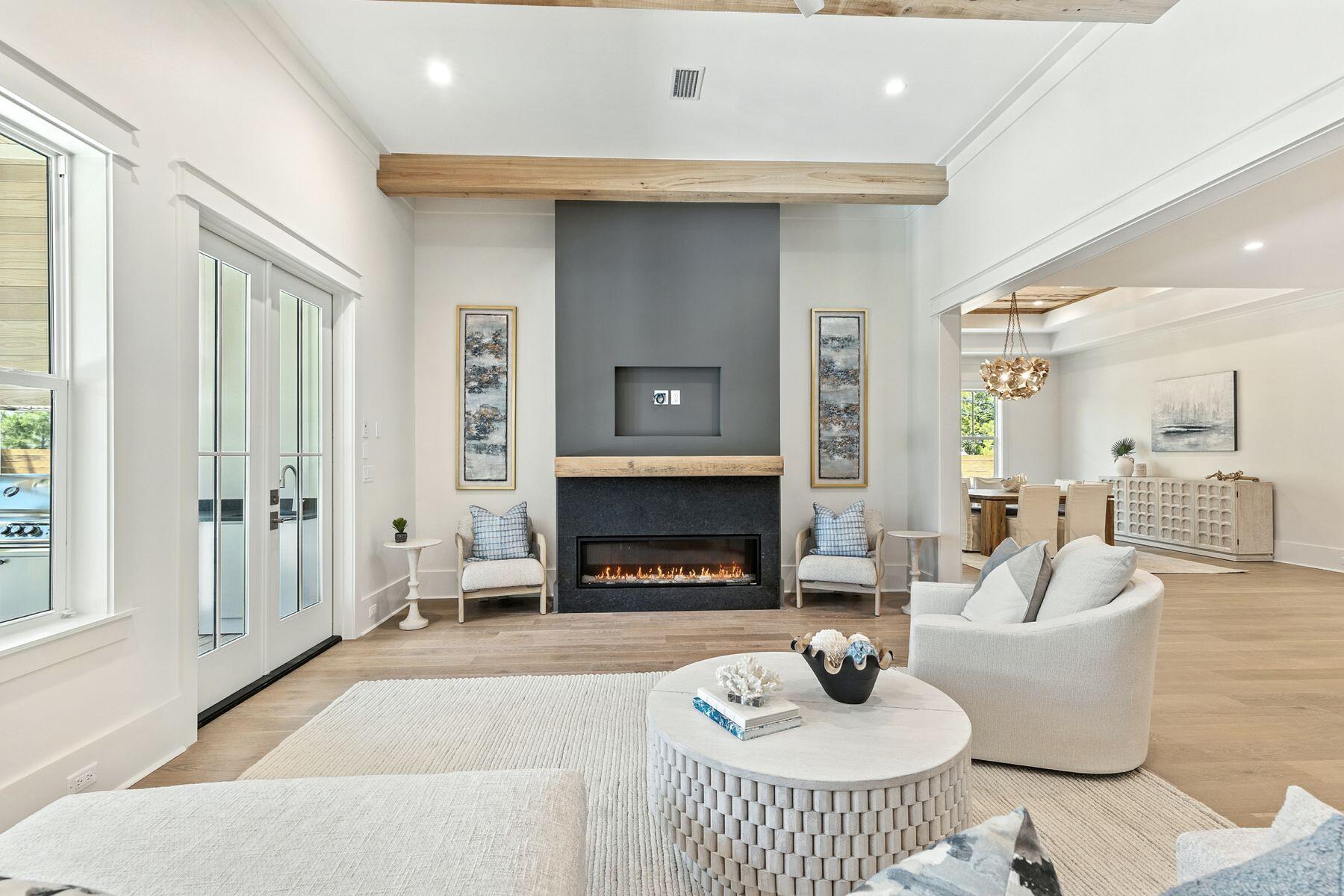 PINES OF BLUE MOUNTAIN - Residential