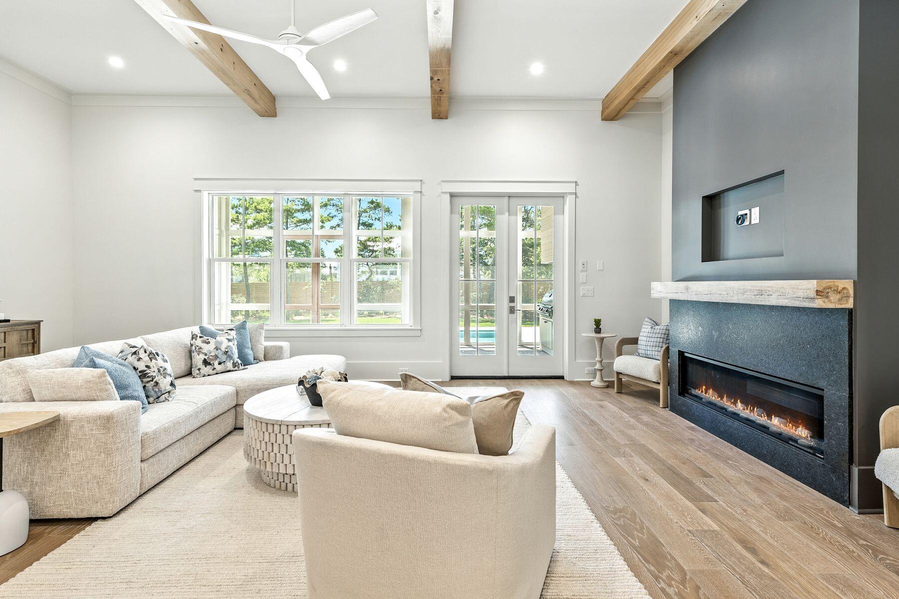 PINES OF BLUE MOUNTAIN - Residential